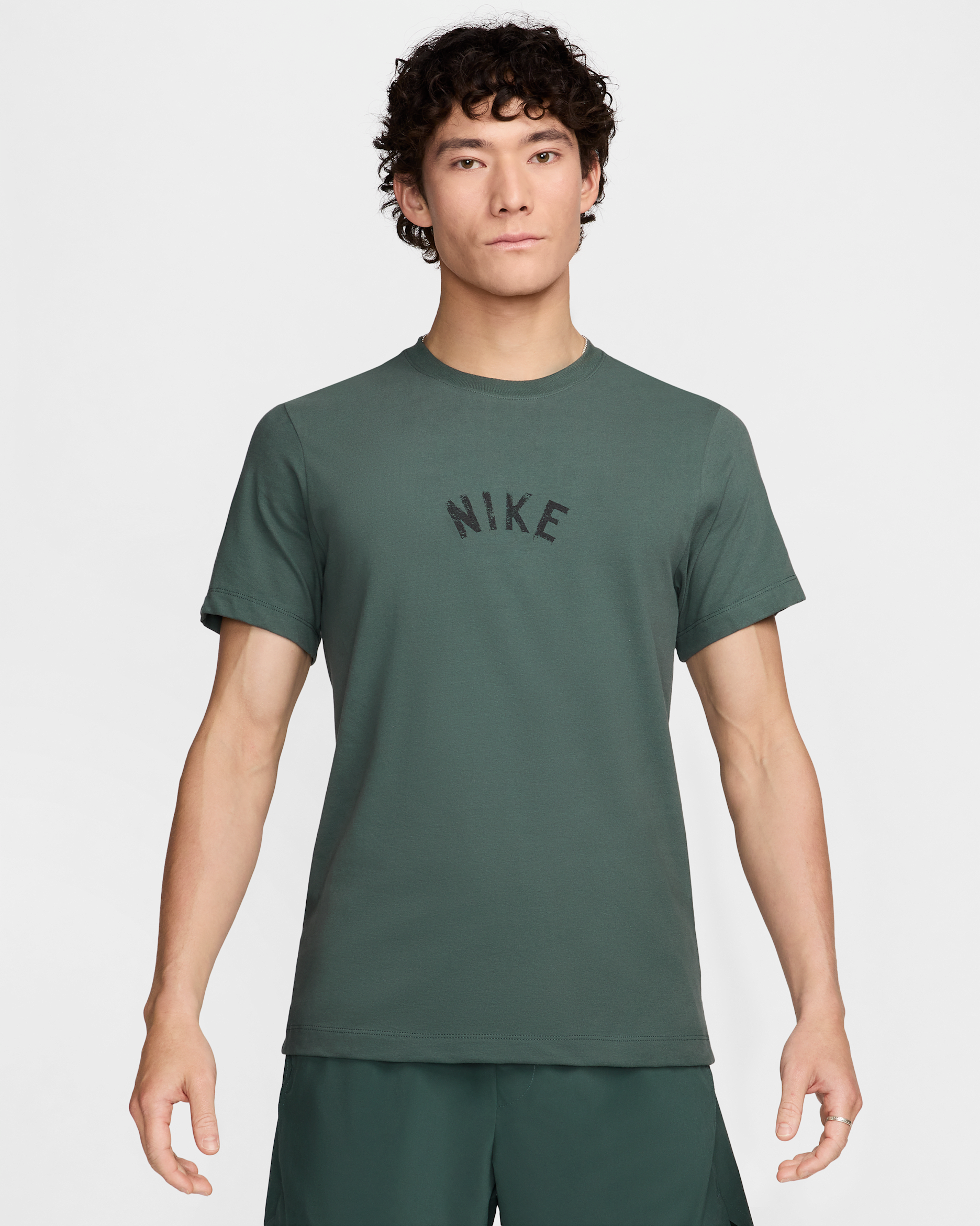 Nike 男款 Dri-FIT 健身 T 恤 - Vintage Green