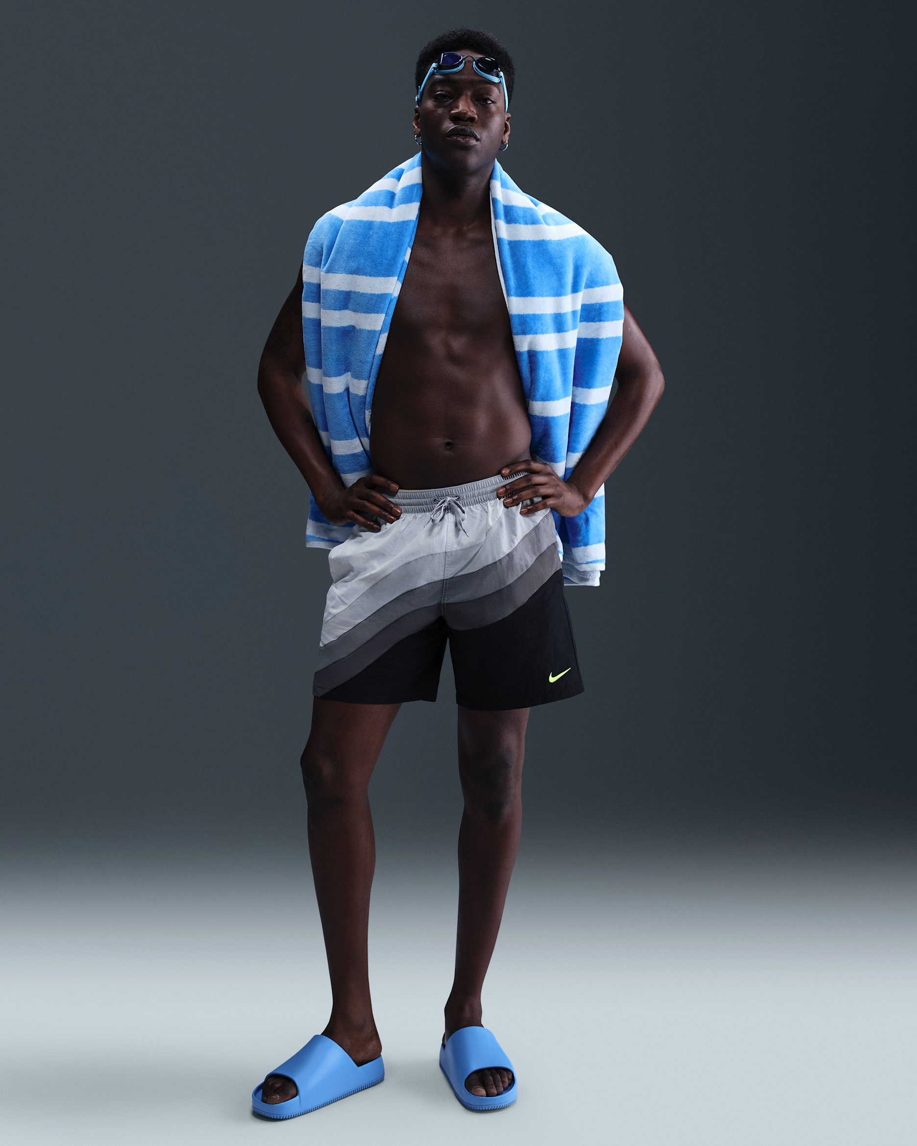 Shorts de vóleibol de 18 cm con forro completo para hombre Nike Swim - Negro/Gris lobo/Gris oscuro/Volt