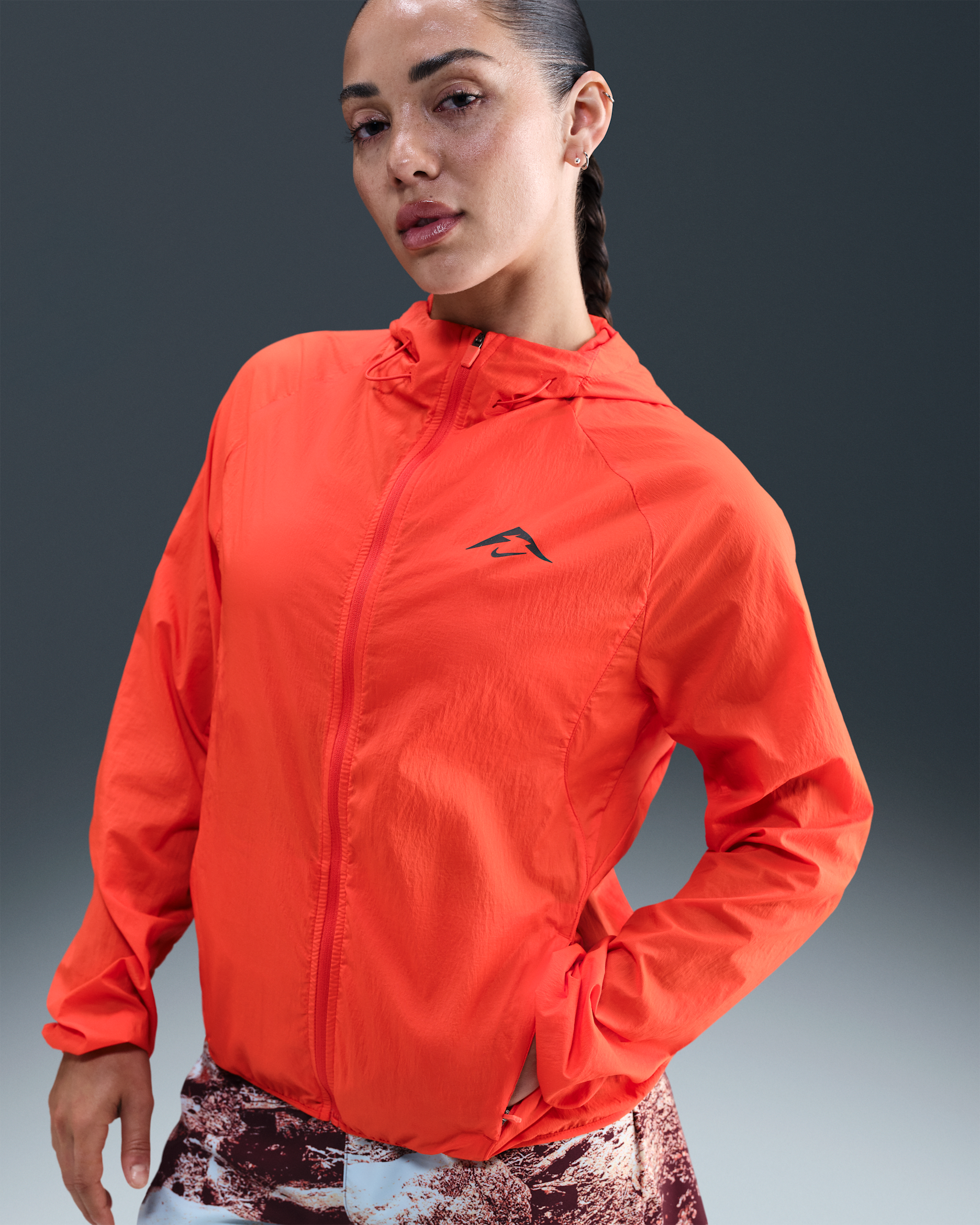 Nike Trail Women's Repel Running Jacket - Picante Red/Pearl White/Black