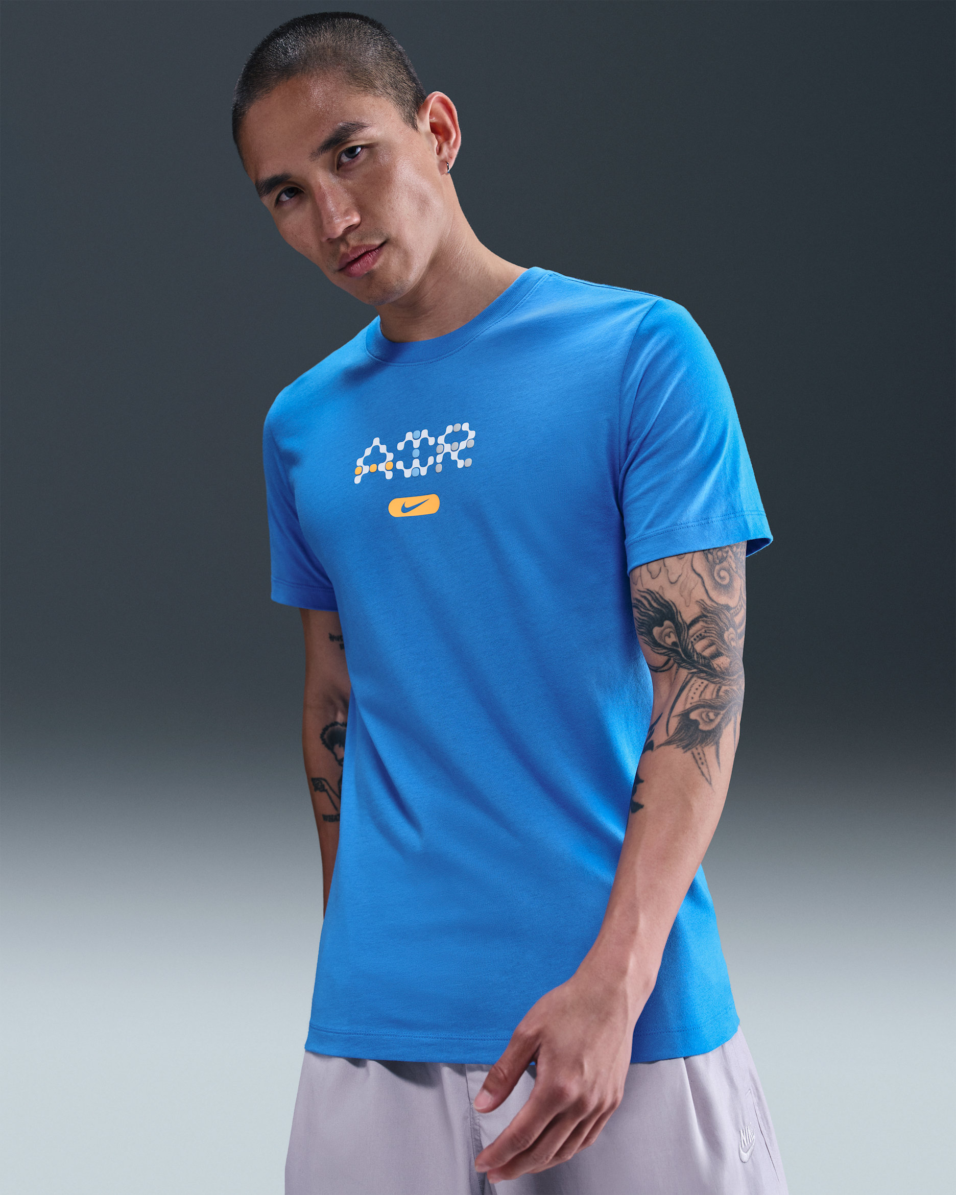 ナイキ スポーツウェア メンズ Tシャツ - ライトフォトブルー