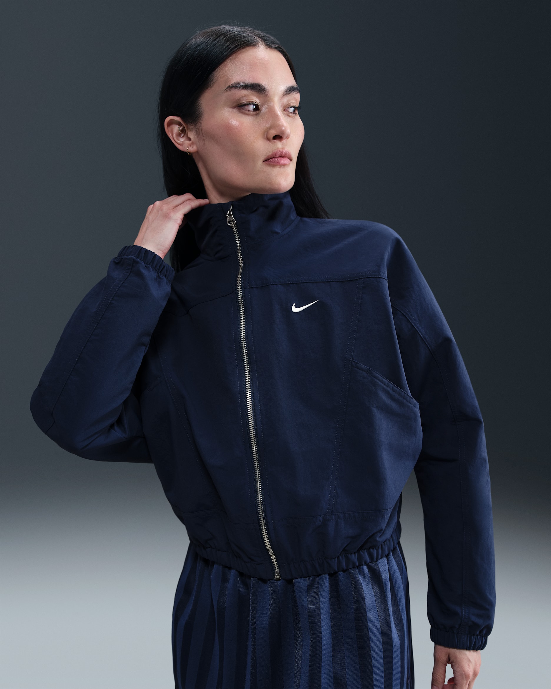 Nike Sportswear Everything Wovens Women's Oversized Repel UV Protection Jacket - Midnight Navy/Sail