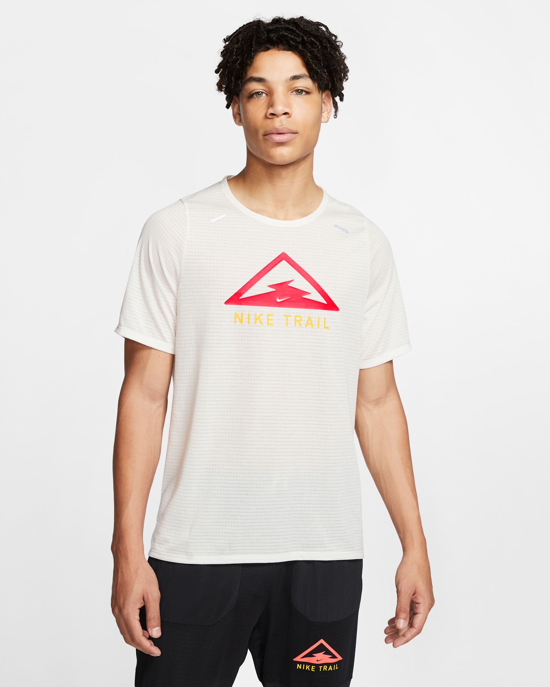 Nike Rise 365 Trail Men's Trail Running Top - Sail/Laser Crimson