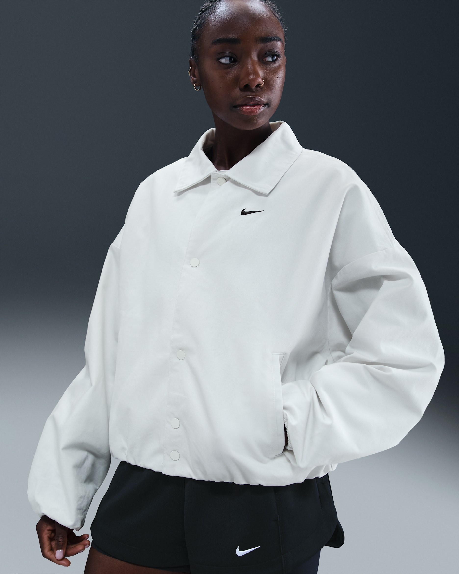 Nike Sportswear Women's Oversized Woven Jacket - Summit White/Vast Grey/Black
