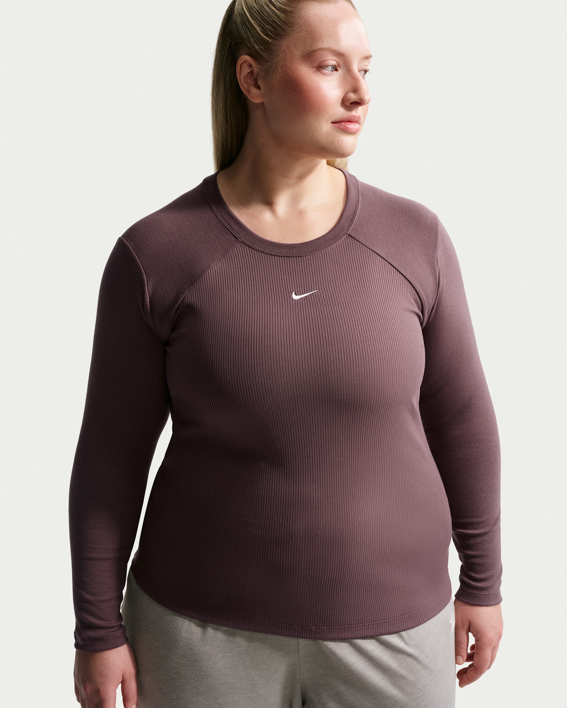 Nike Sportswear Chill Knit Women's Tight Long-Sleeve Ribbed Top (Plus Size) - Tattoo/Sail