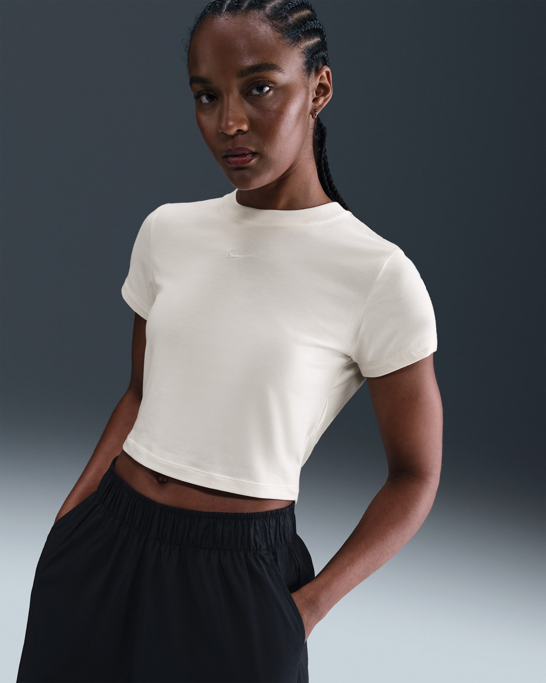 Playera cropped para mujer Nike Sportswear Chill Knit - Marfil pálido