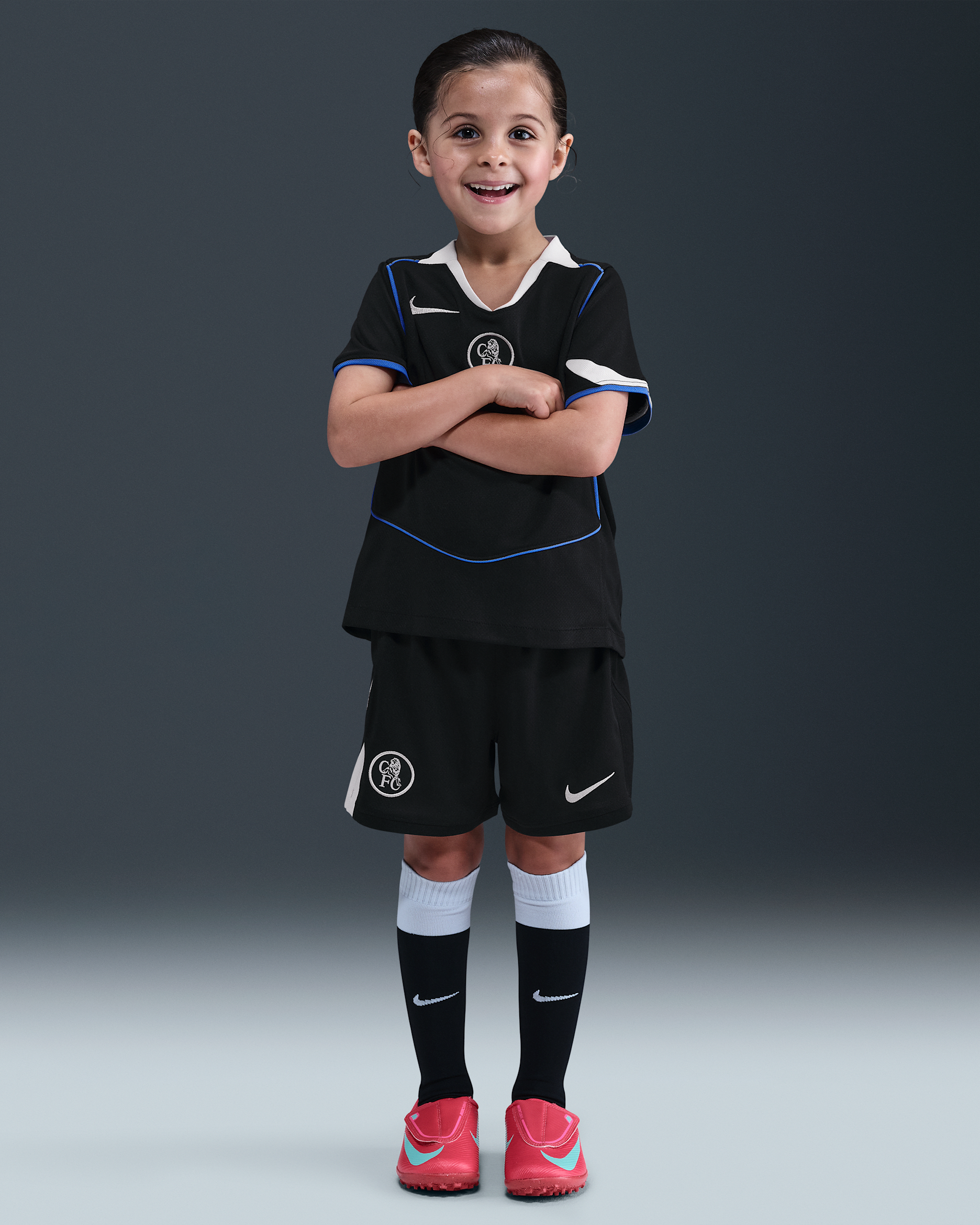 Chelsea F.C. 2025/26 Stadium Third Younger Kids' Nike Dri-FIT Total 90 Football 3-Piece Kit - Black/Field Silver/Game Royal/Field Silver