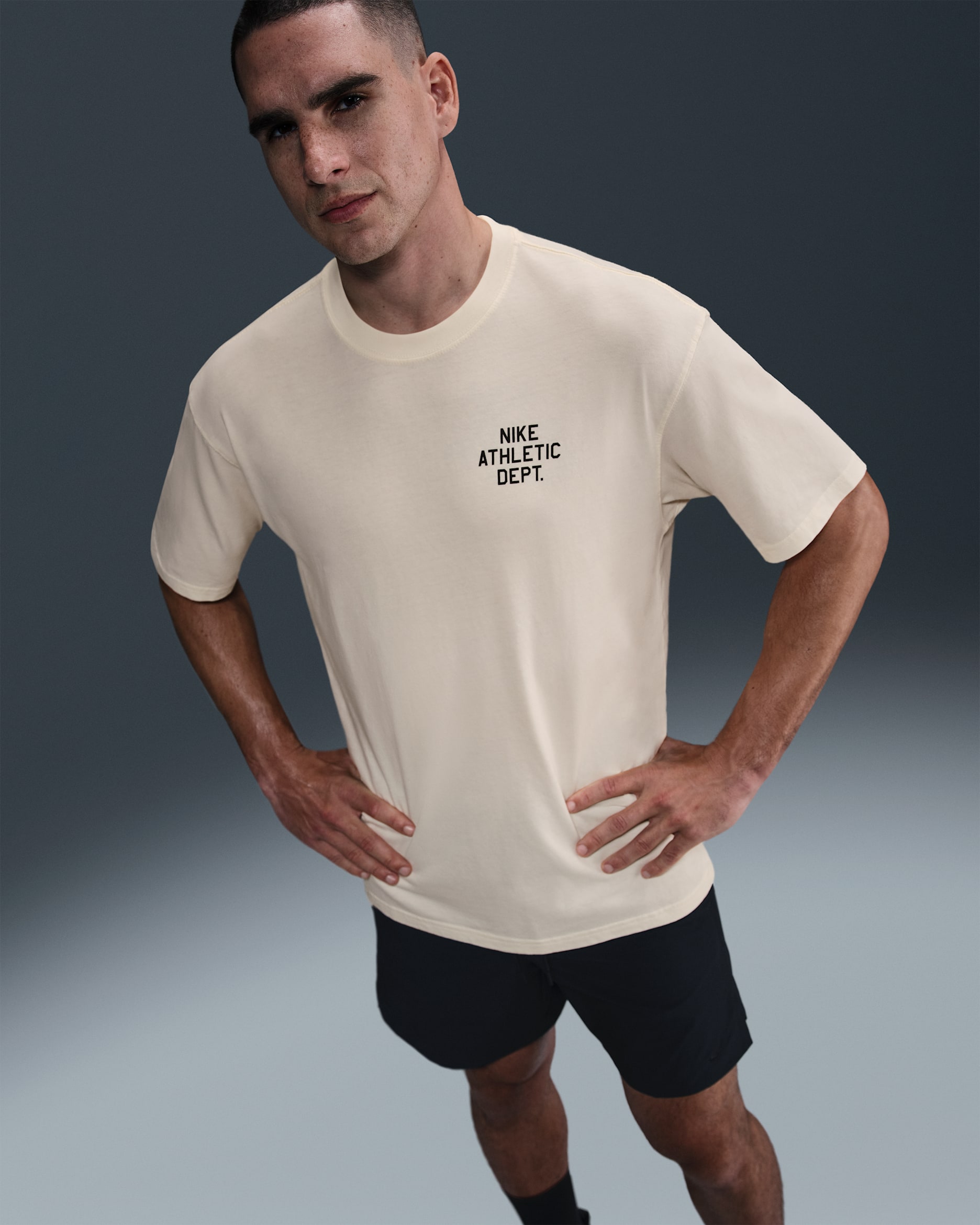 Playera de fitness Max90 para hombre Nike - Marfil pálido