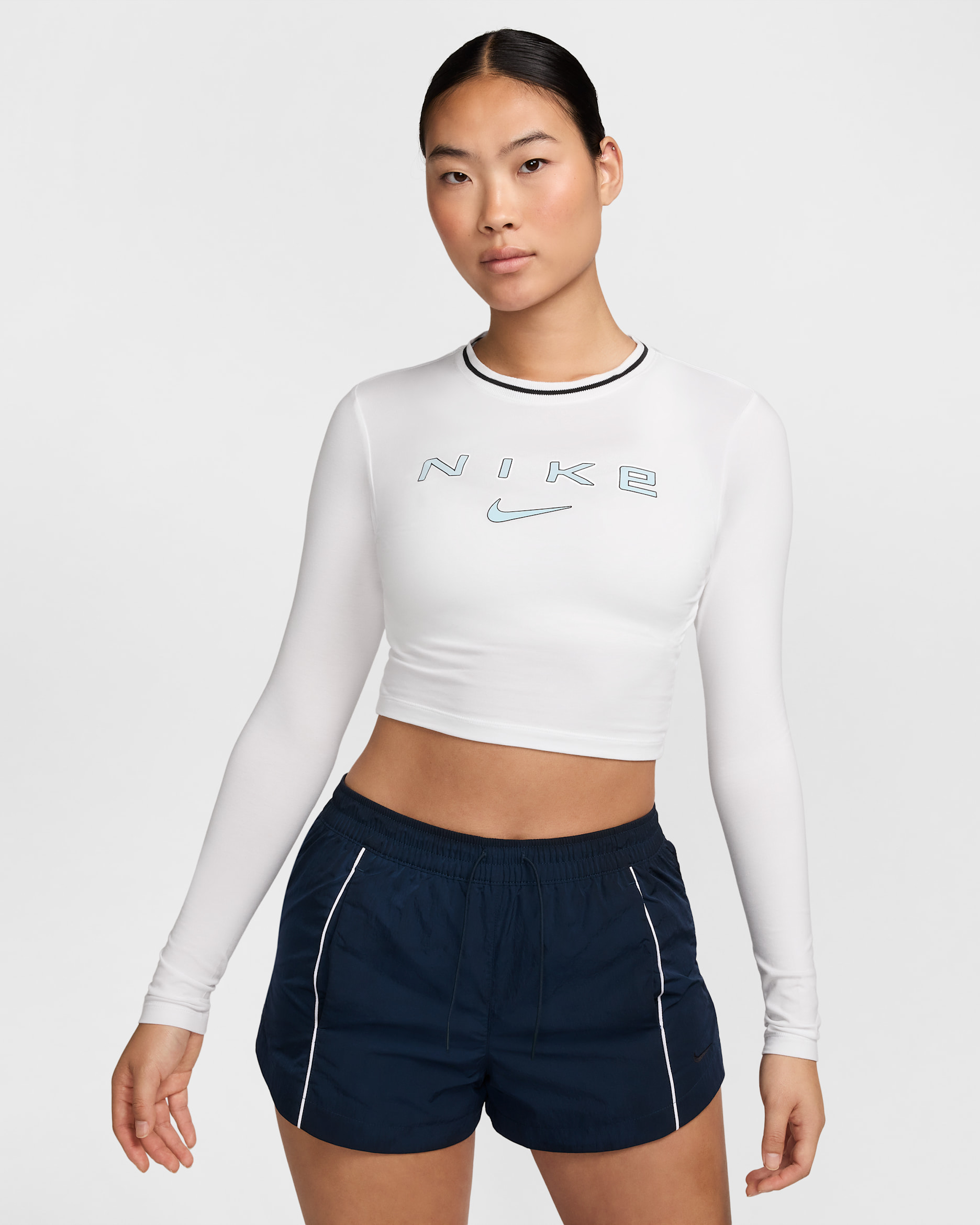 Nike Sportswear Chill Knit Women's Slim Long-Sleeve Cropped Graphic T-Shirt - White