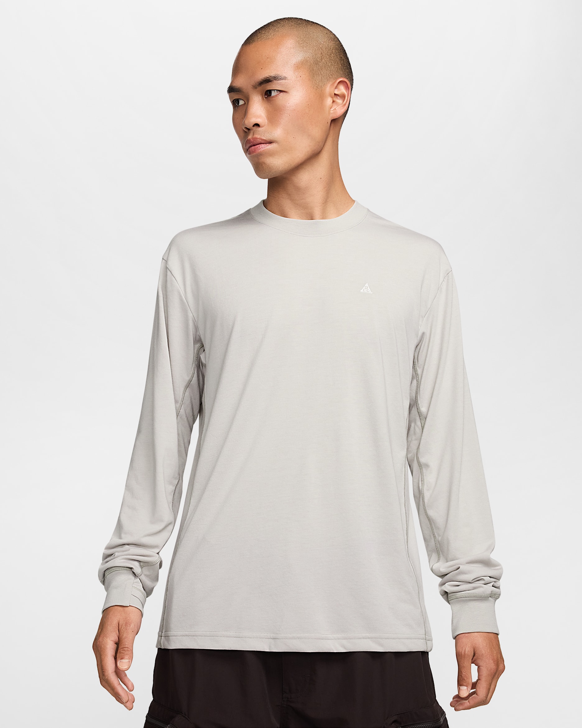 Playera de manga larga UV Dri-FIT ADV para hombre Nike ACG "Goat Rocks" - Mena de hierro claro/Blanco cumbre