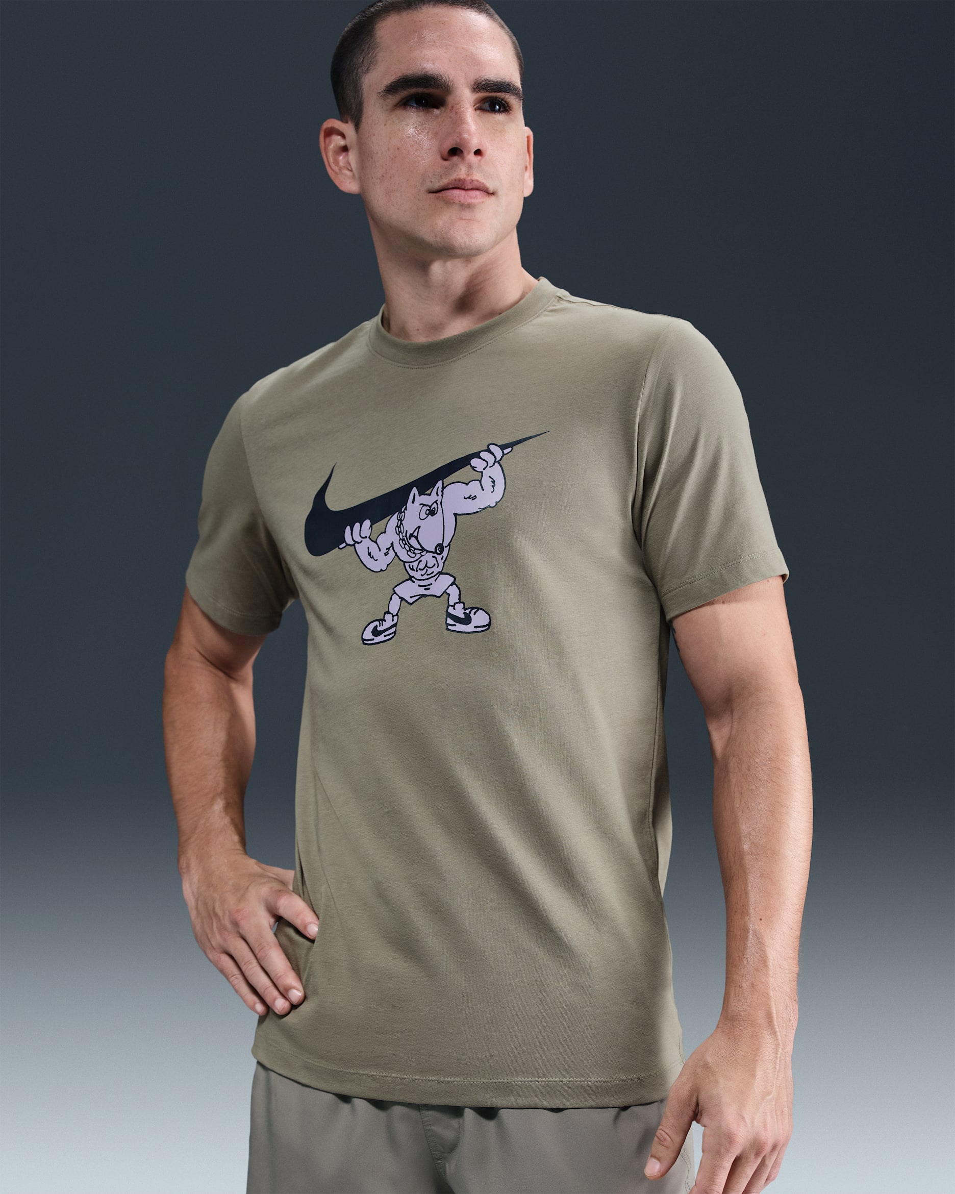 Playera de fitness para hombre Nike - Militar claro