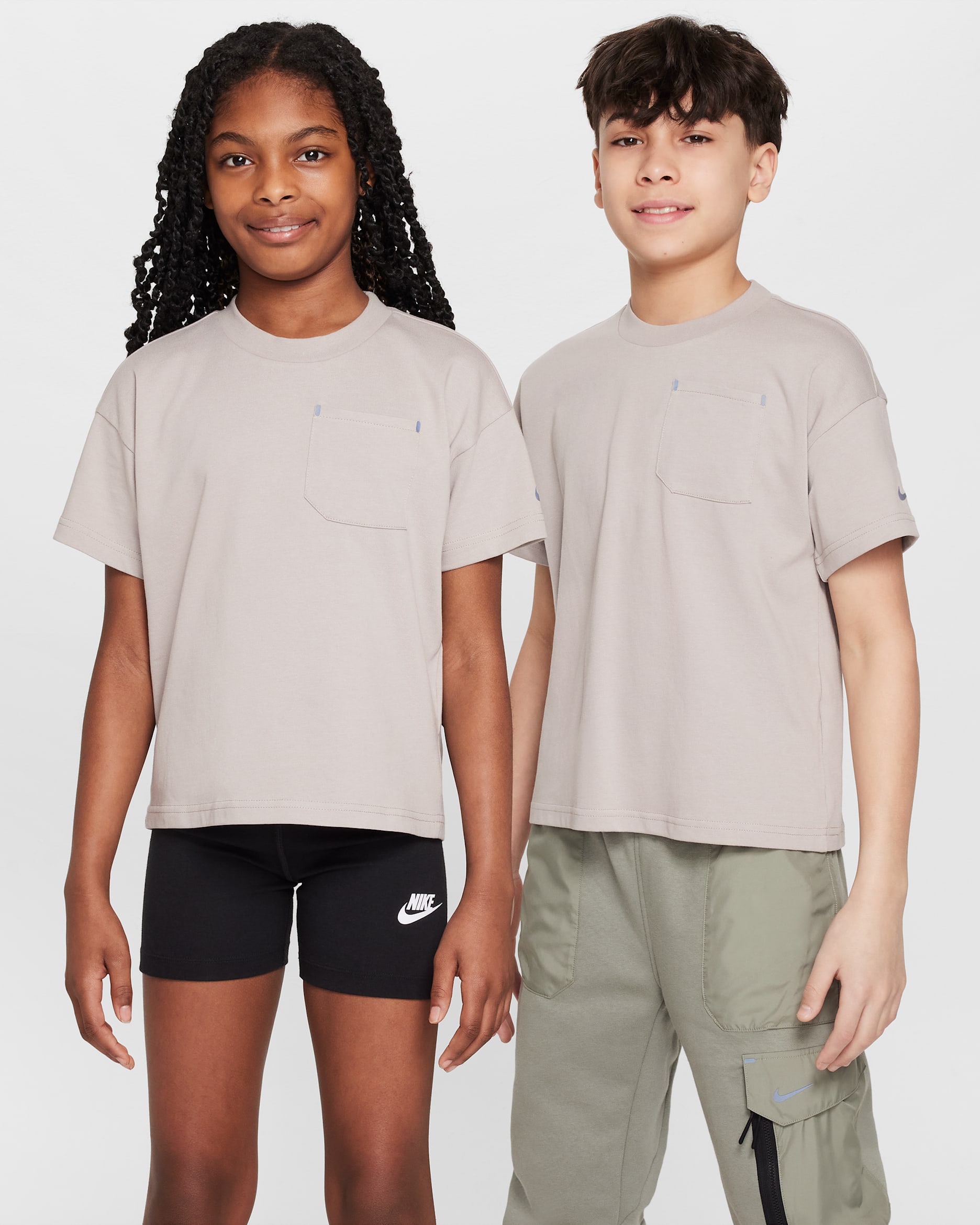 Nike Sportswear Kurzarmoberteil (ältere Kinder) - College Grey/Schwarz