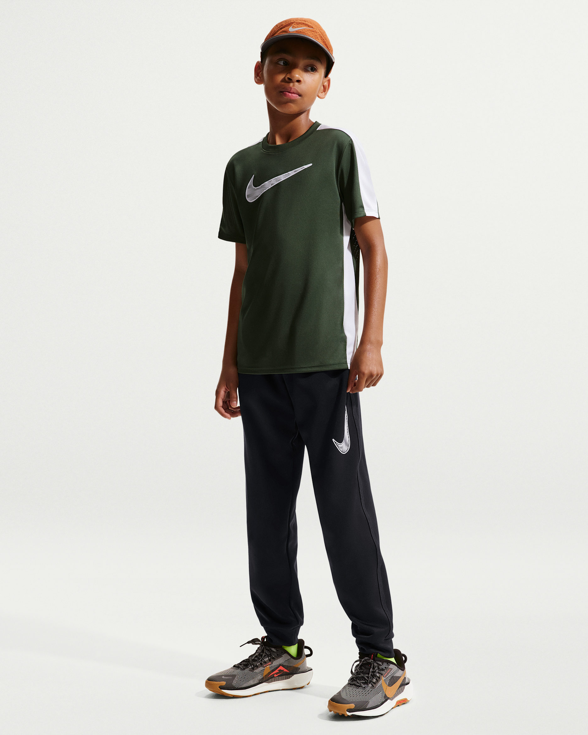 Nike Multi Older Kids' (Boys') Dri-FIT Knit Training Trousers - Black/White