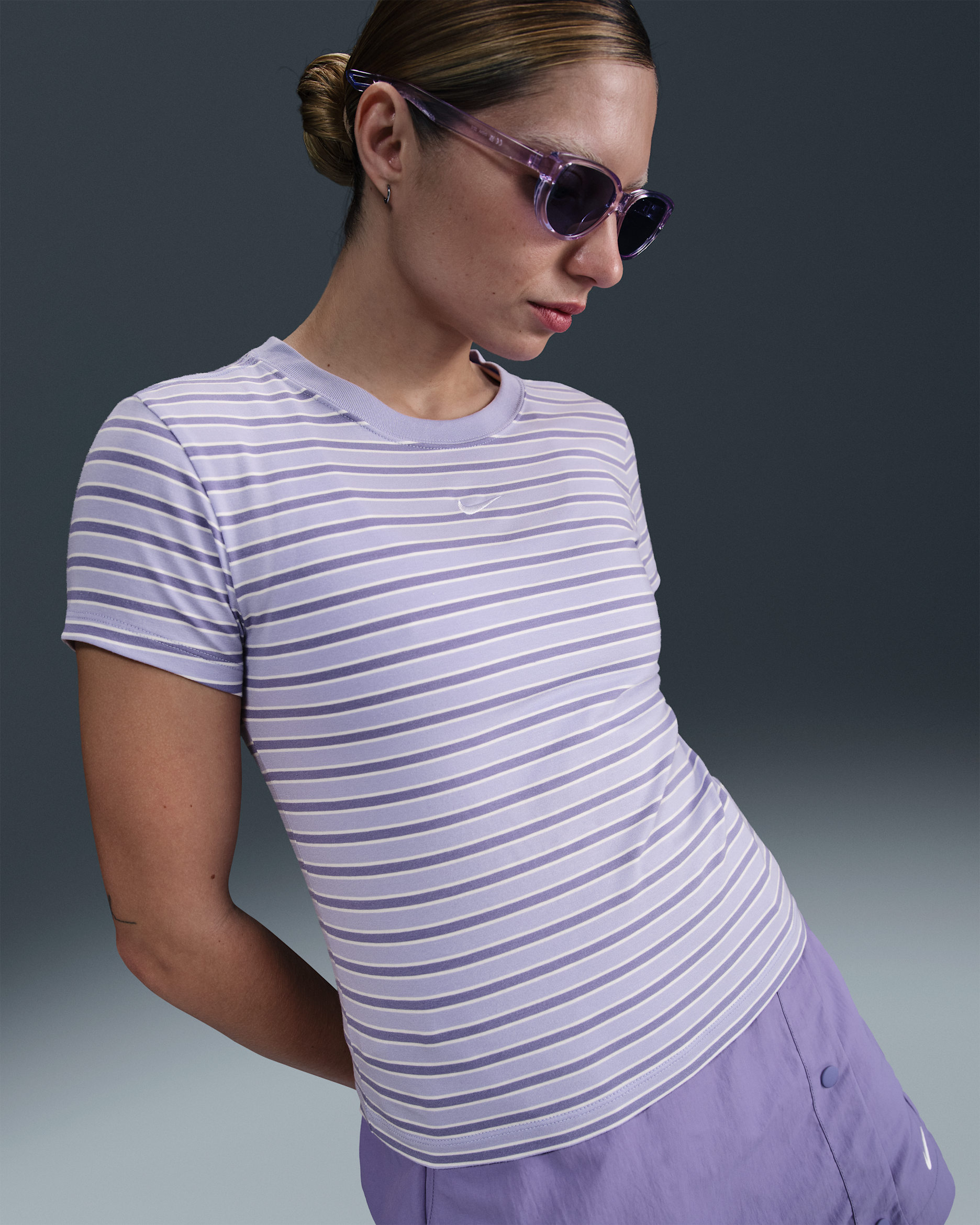 Playera a rayas slim para mujer Nike Sportswear Chill Knit - Hielo lila