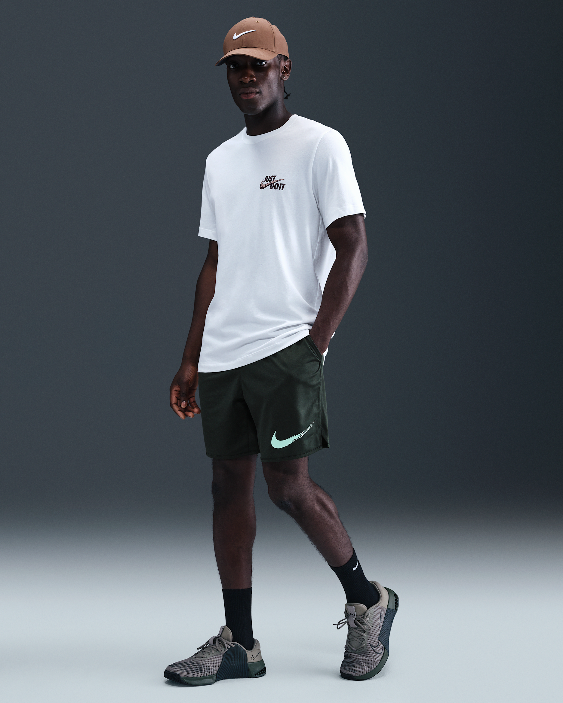 Pánské 18cm univerzální kraťasy Nike Totality Dri-FIT bez podšívky - Seaweed/Mint Foam