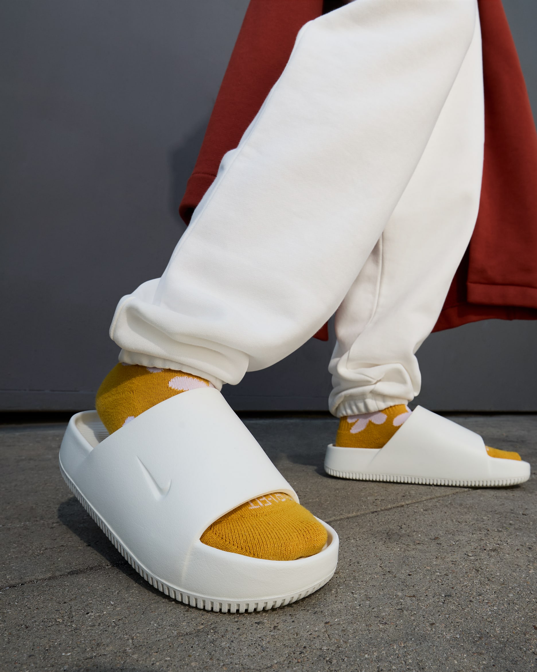 Nike Calm Women's Slides