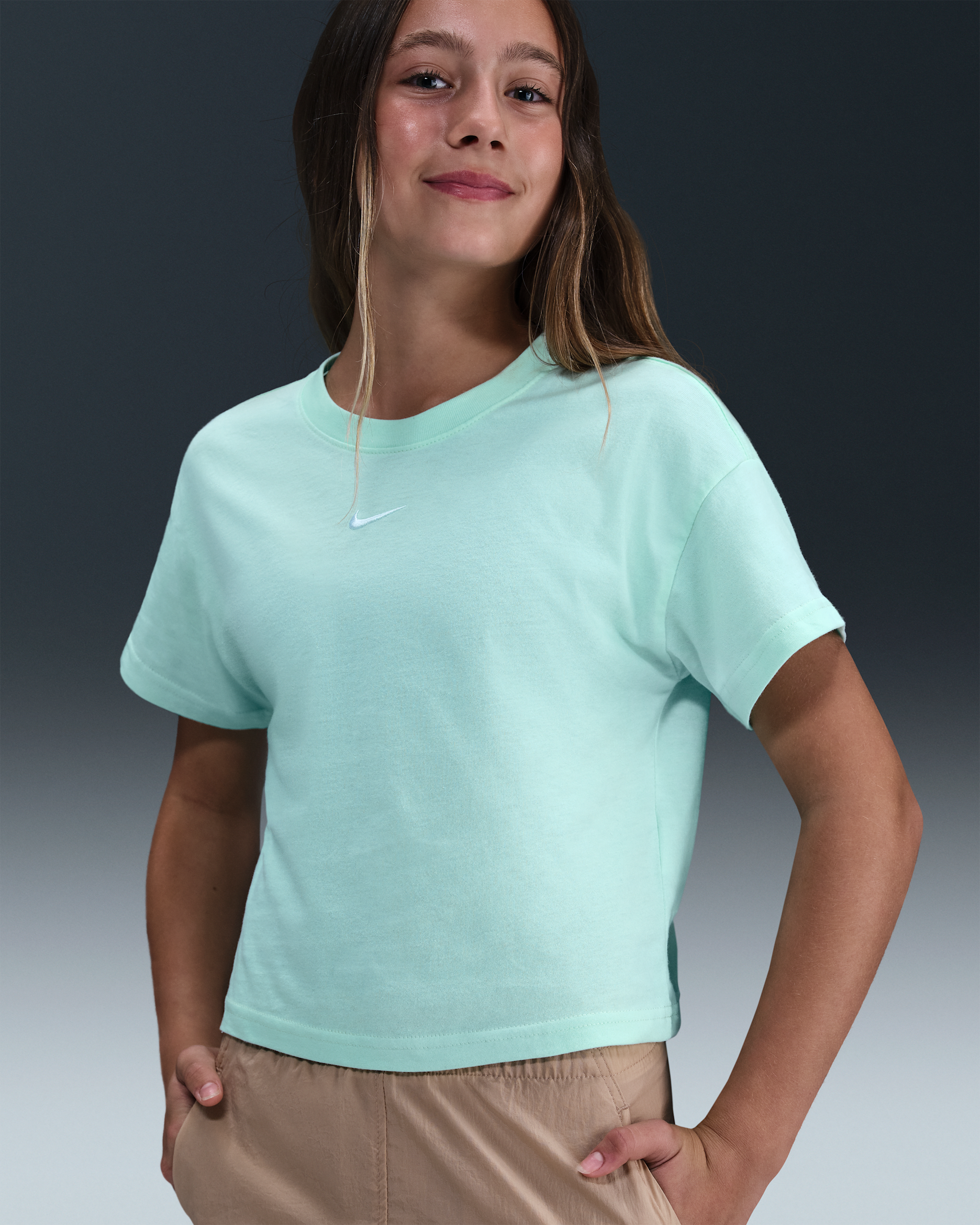T-shirt Nike Sportswear Essential pour ado (fille) - Mint Foam