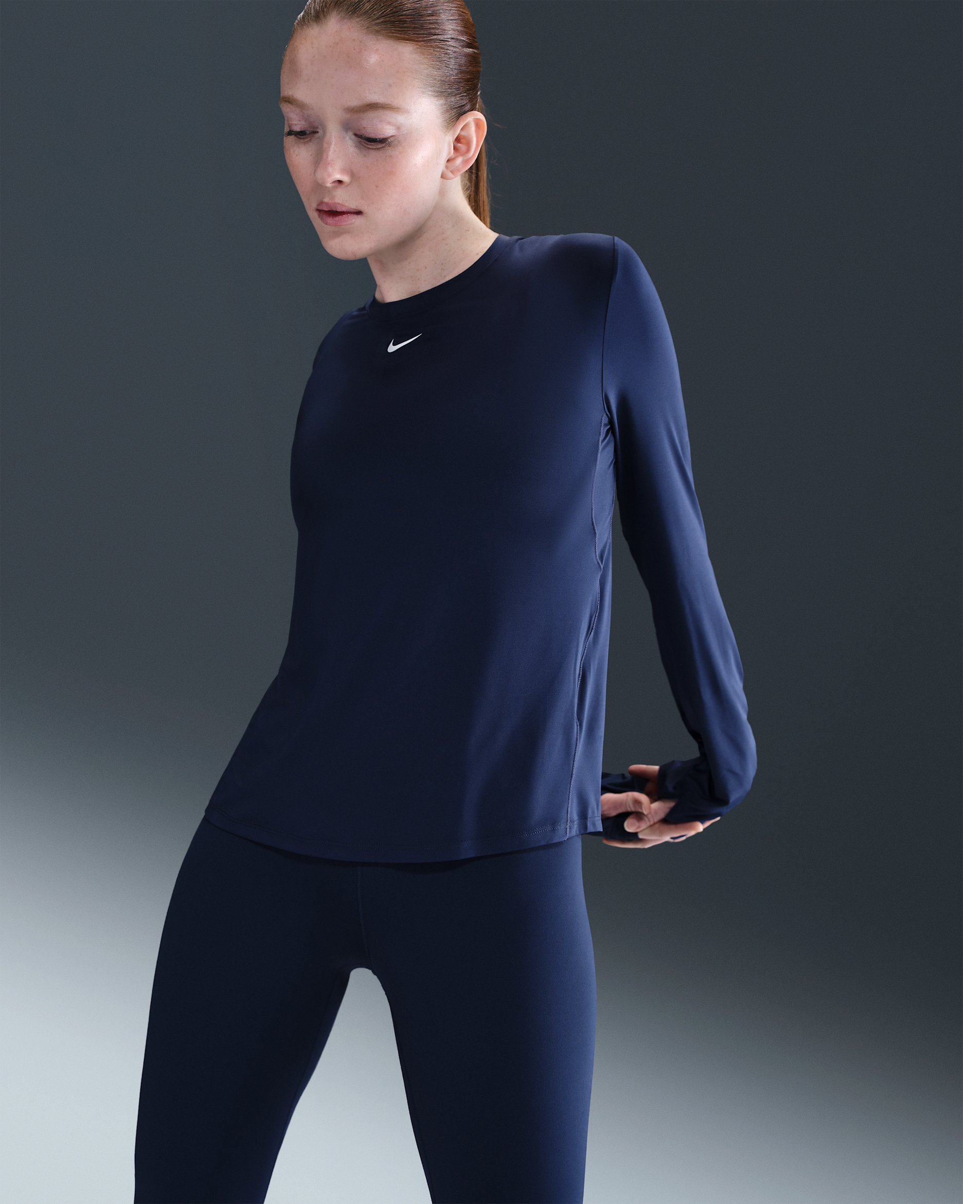 Nike One Classic Dri-FIT Longsleeve-Oberteil für Damen - Midnight Navy/Weiß