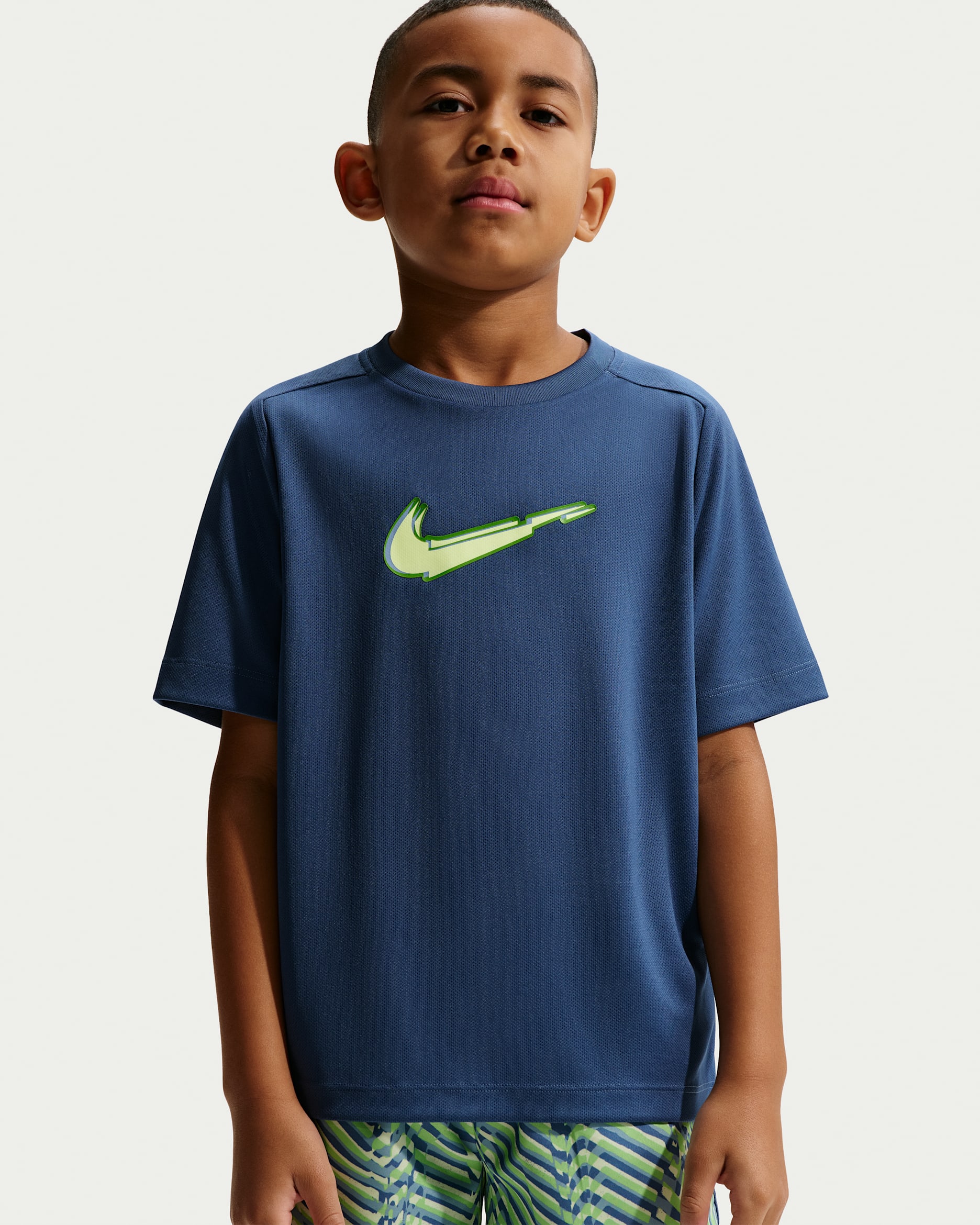 Playera de entrenamiento de manga corta Dri-FIT para niño talla grande Nike Multi - Azul marino místico/Blanco