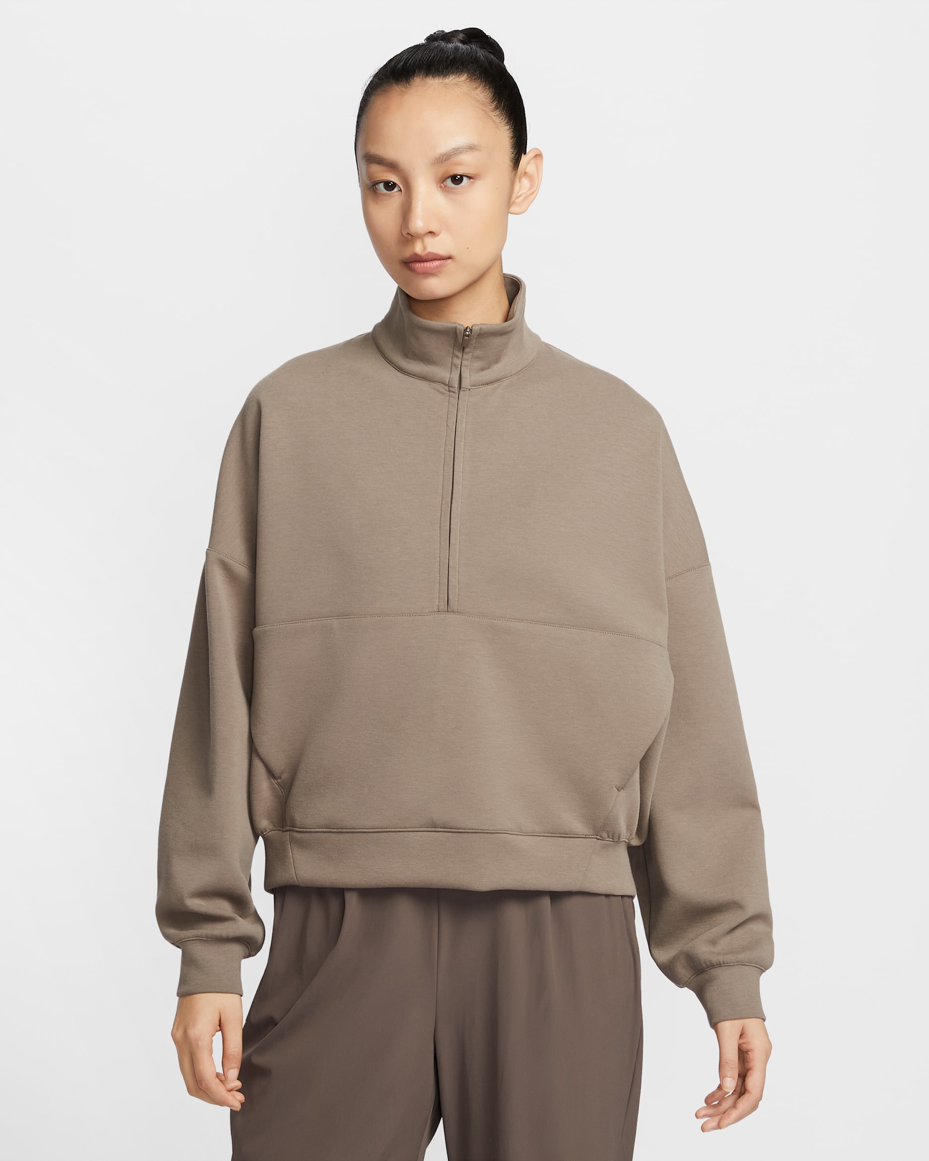 Nike 24.7 ImpossiblySoft Women's Dri-FIT Oversized 1/2-Zip Top - Mink Brown/Ironstone
