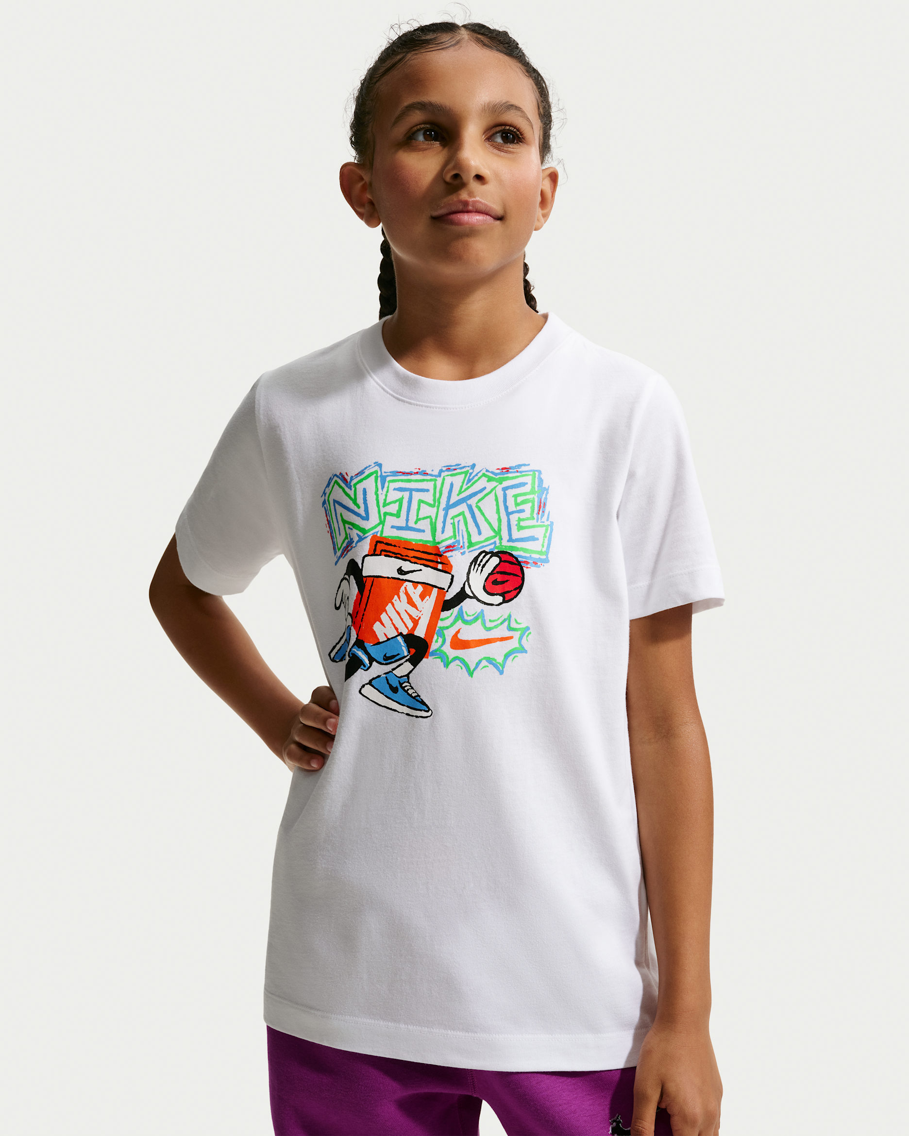 Nike Sportswear Older Kids' T-Shirt - White
