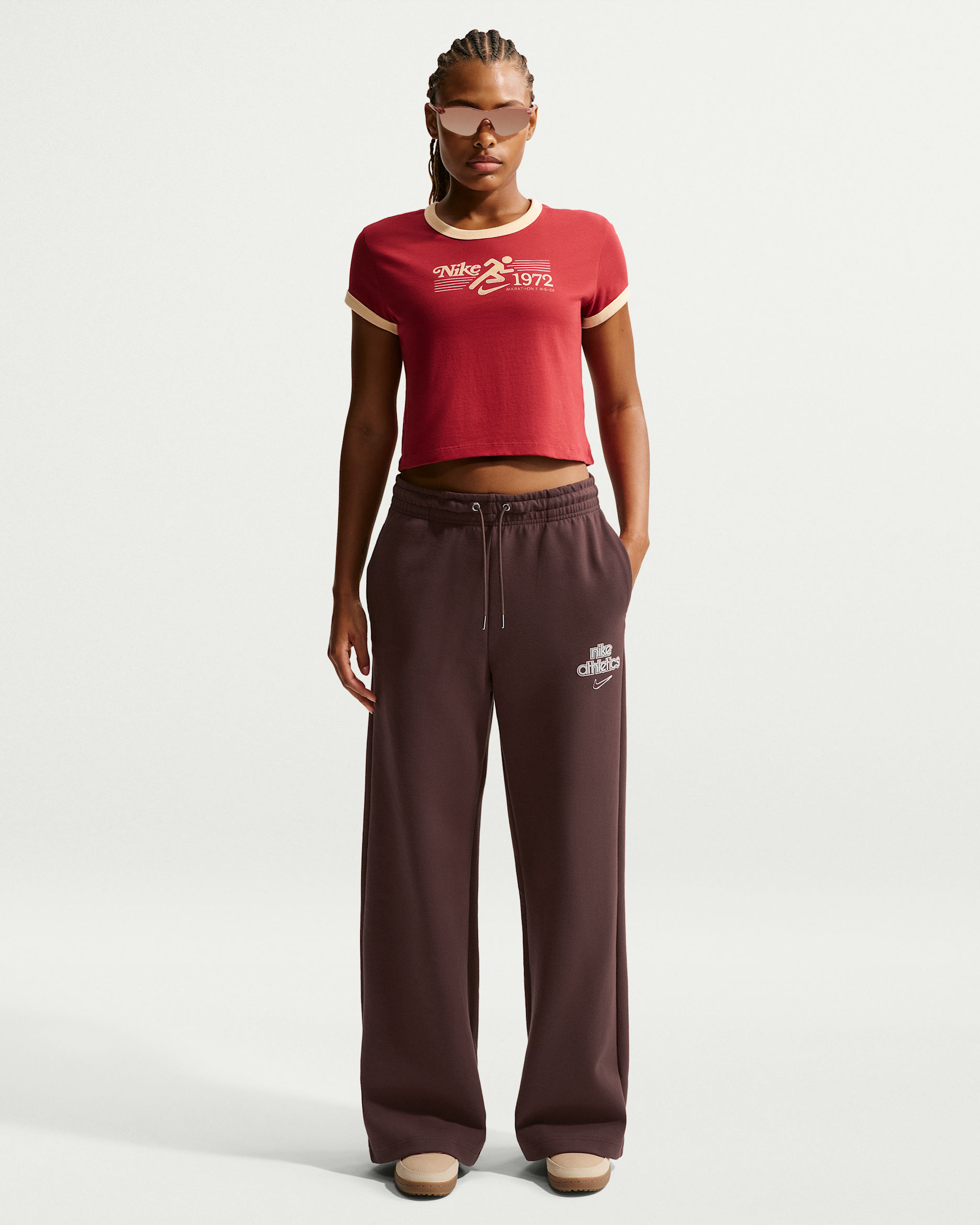 Nike Sportswear Phoenix Fleece Hose mit hohem Bund und weitem Bein (Damen) - Light Chocolate