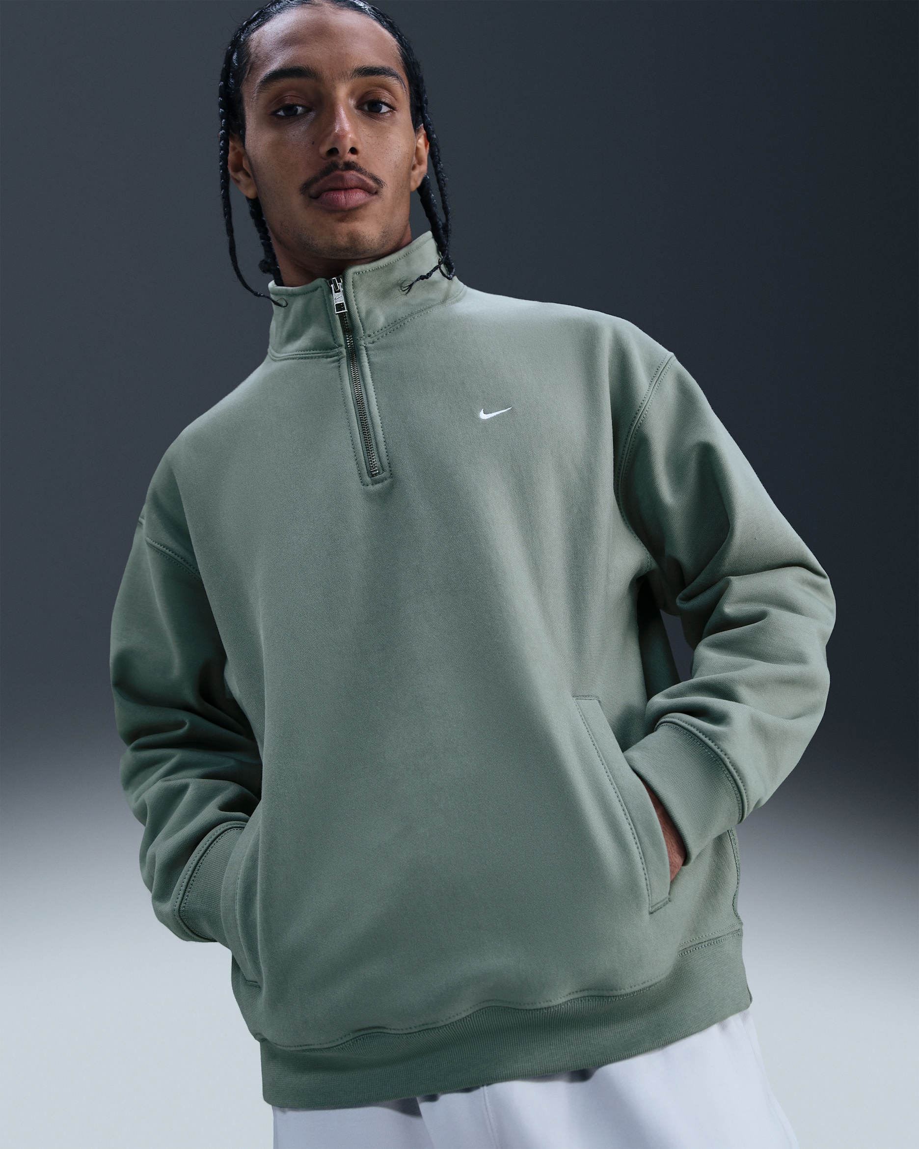Nike Solo Swoosh Men's Fleece Quarter-Zip Top - Clay Green/Clay Green/White