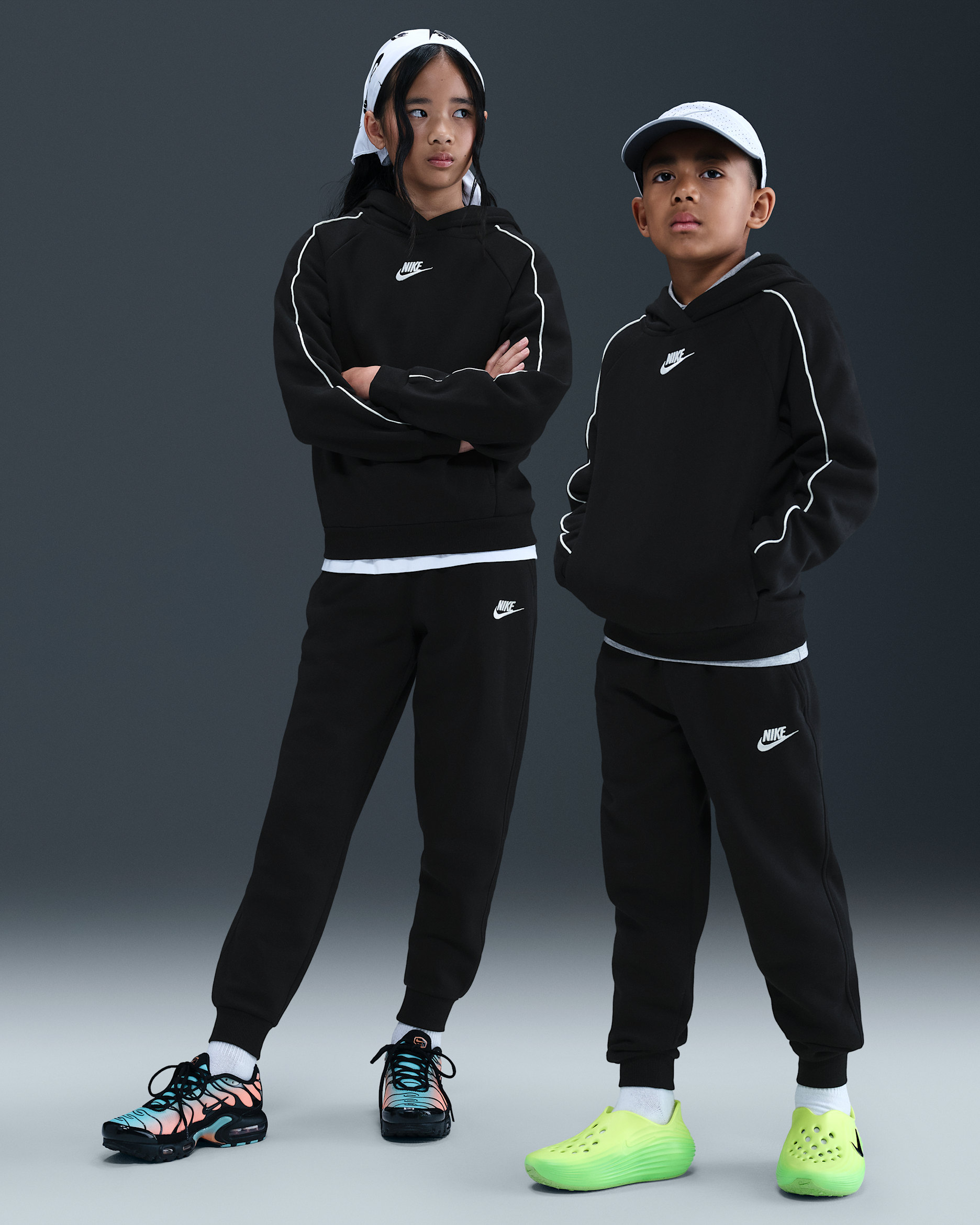Nike Sportswear Club Fleece Big Kids' Hooded Tracksuit - Black/Black/White/White