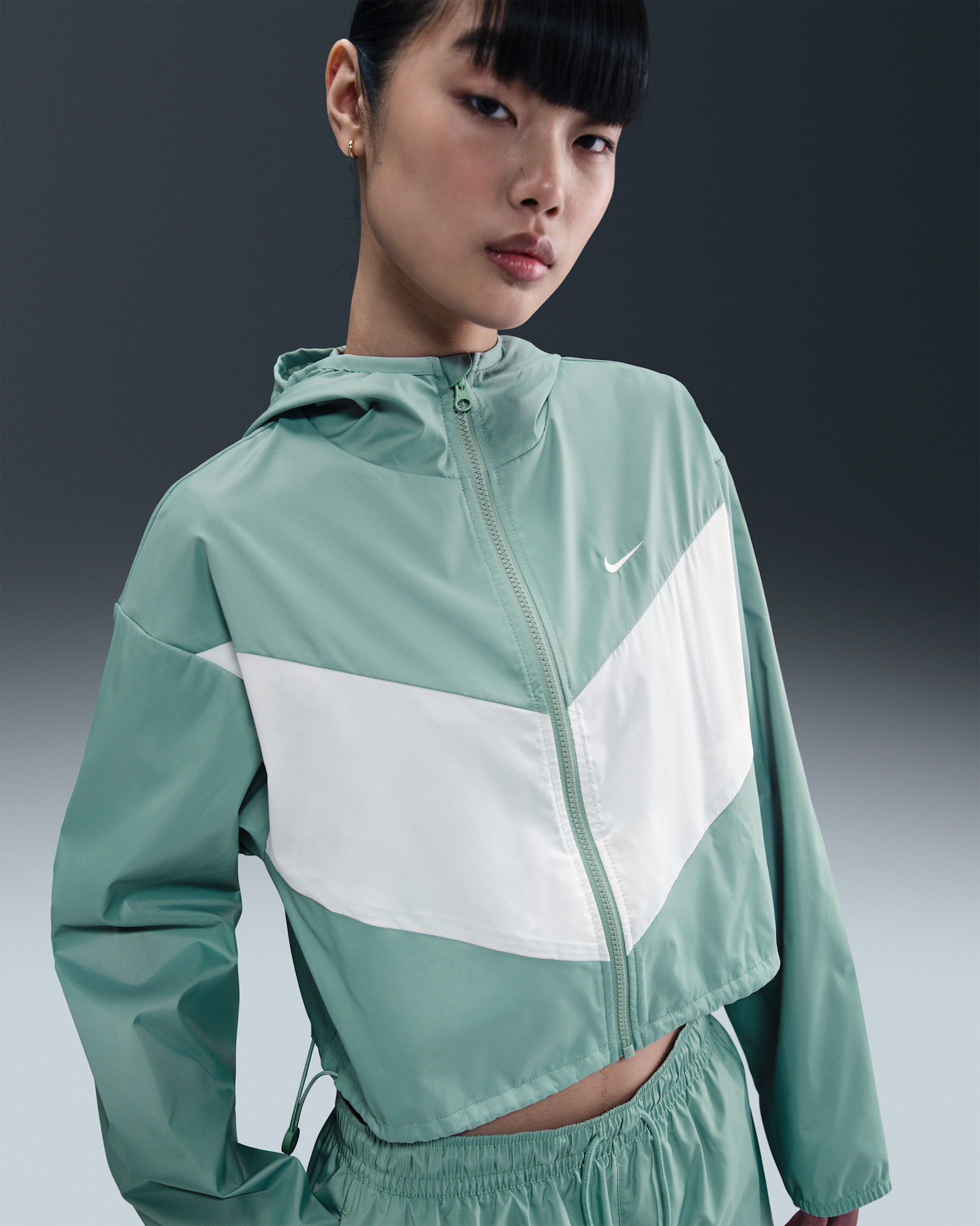 Chamarra con gorro de tejido Woven holgada para mujer Nike Sportswear Windrunner - Cañón/Vela/Vela