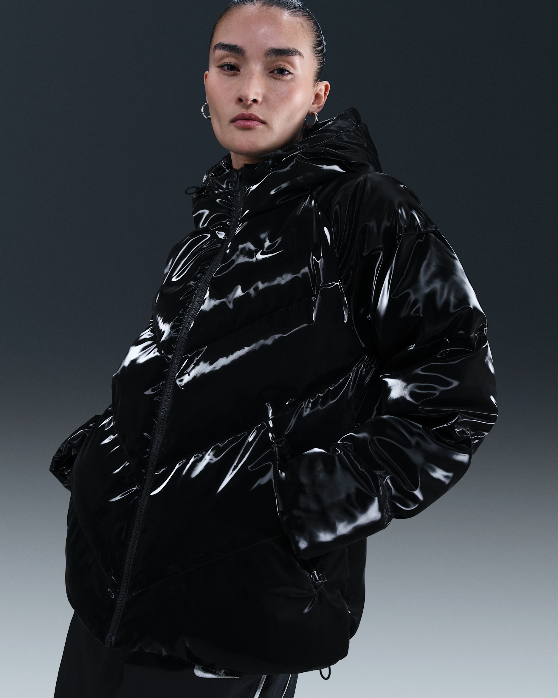 ナイキ スポーツウェア ウィメンズ Therma-FIT シャイン パファー - ブラック/ブラック/セイル