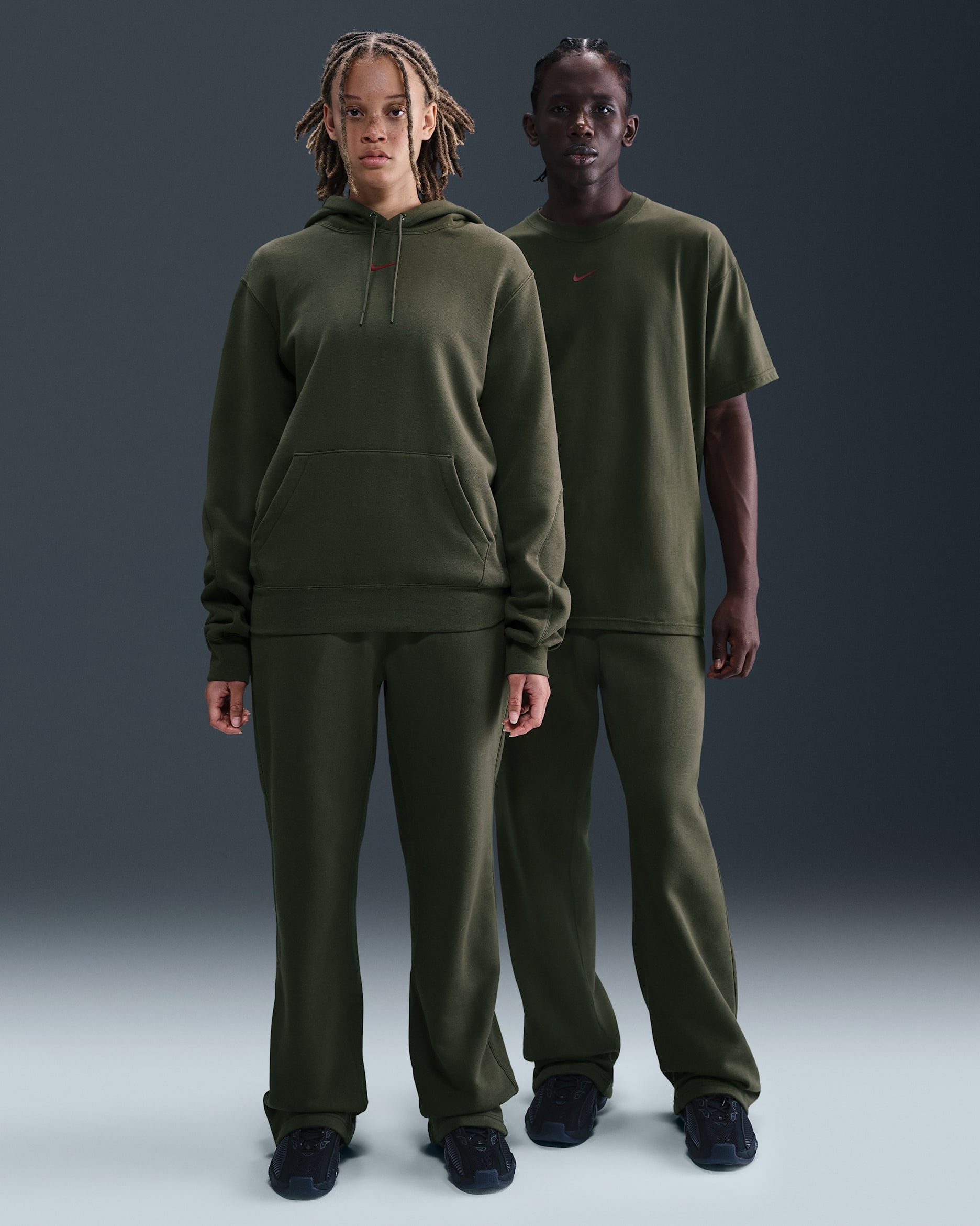 NOCTA NOCTA Fleece CS Open-Hem Tracksuit Bottoms - Cargo Khaki/Cargo Khaki/Team Red