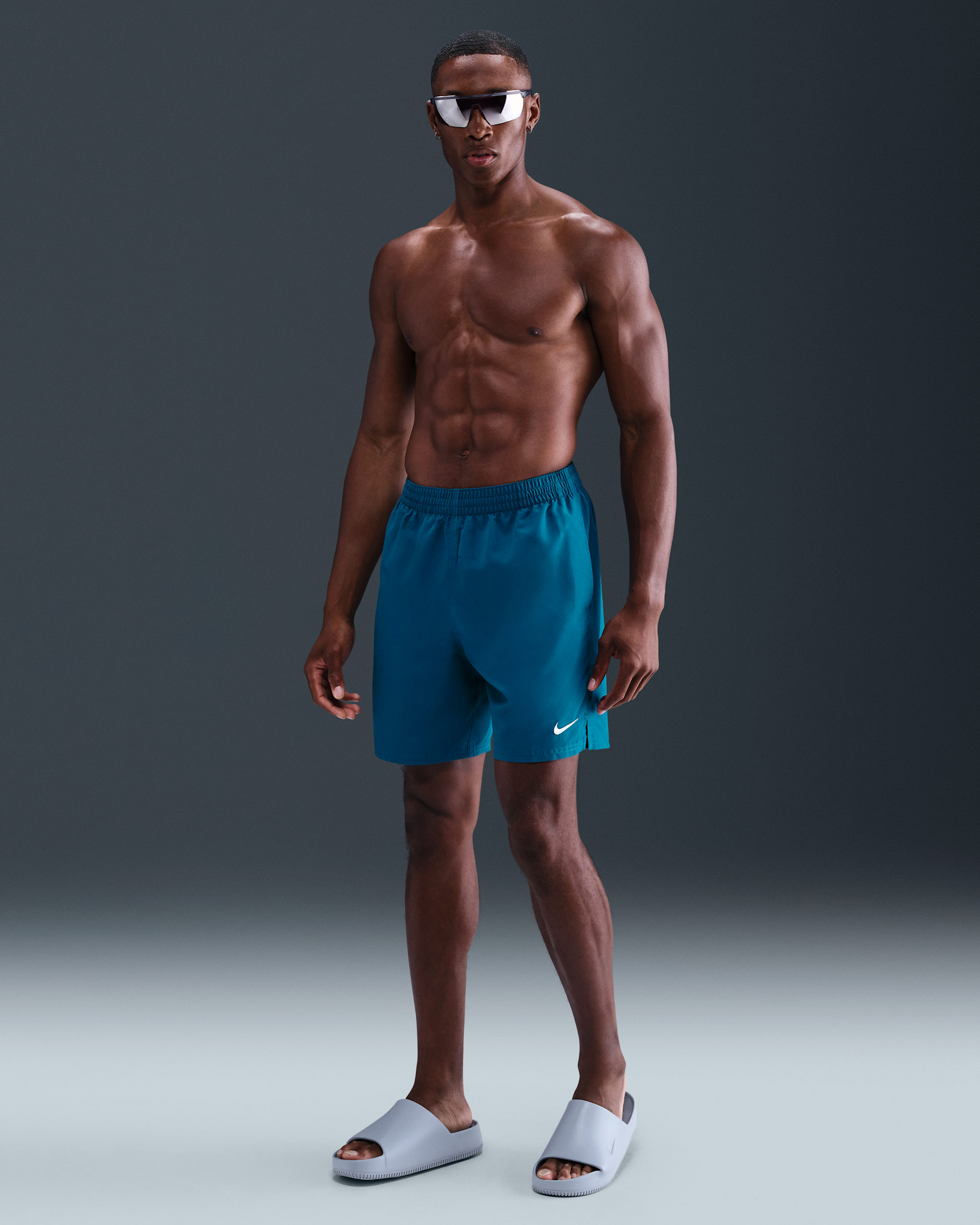 Nike Swim Breaker Shorts Volley de 18 cm con forro de ropa interior para hombre - Verde abismo/Blanco