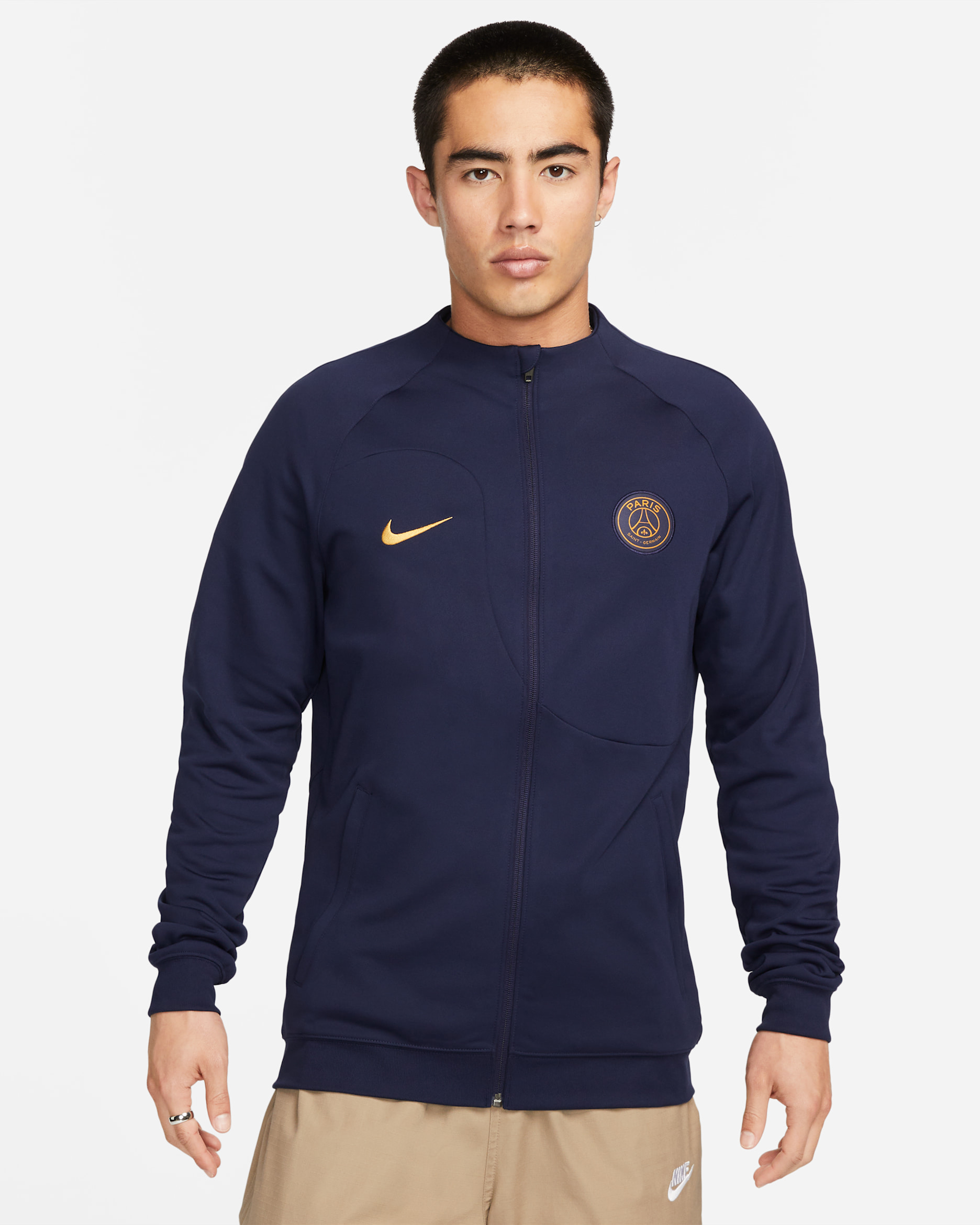 Paris Saint-Germain Academy Pro 主場男款 Nike 圖樣足球外套 - Blackened Blue/Gold Suede