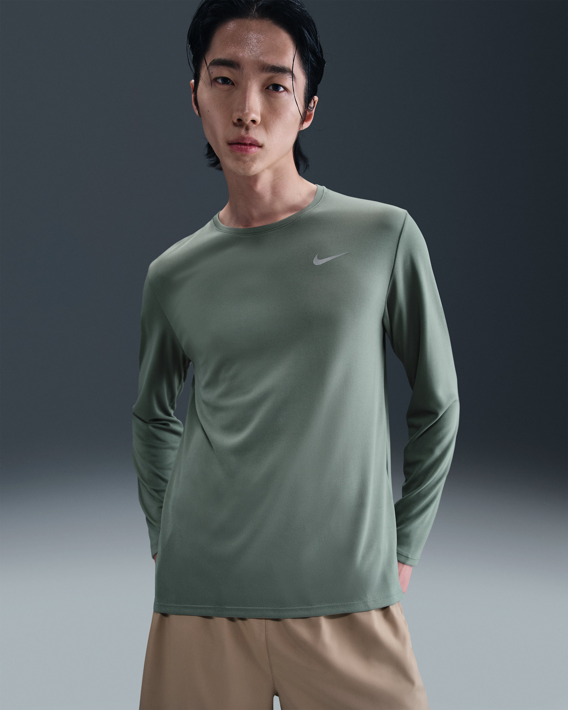 Nike Miler Men's Dri-FIT UV Long-Sleeve Running Top - Clay Green