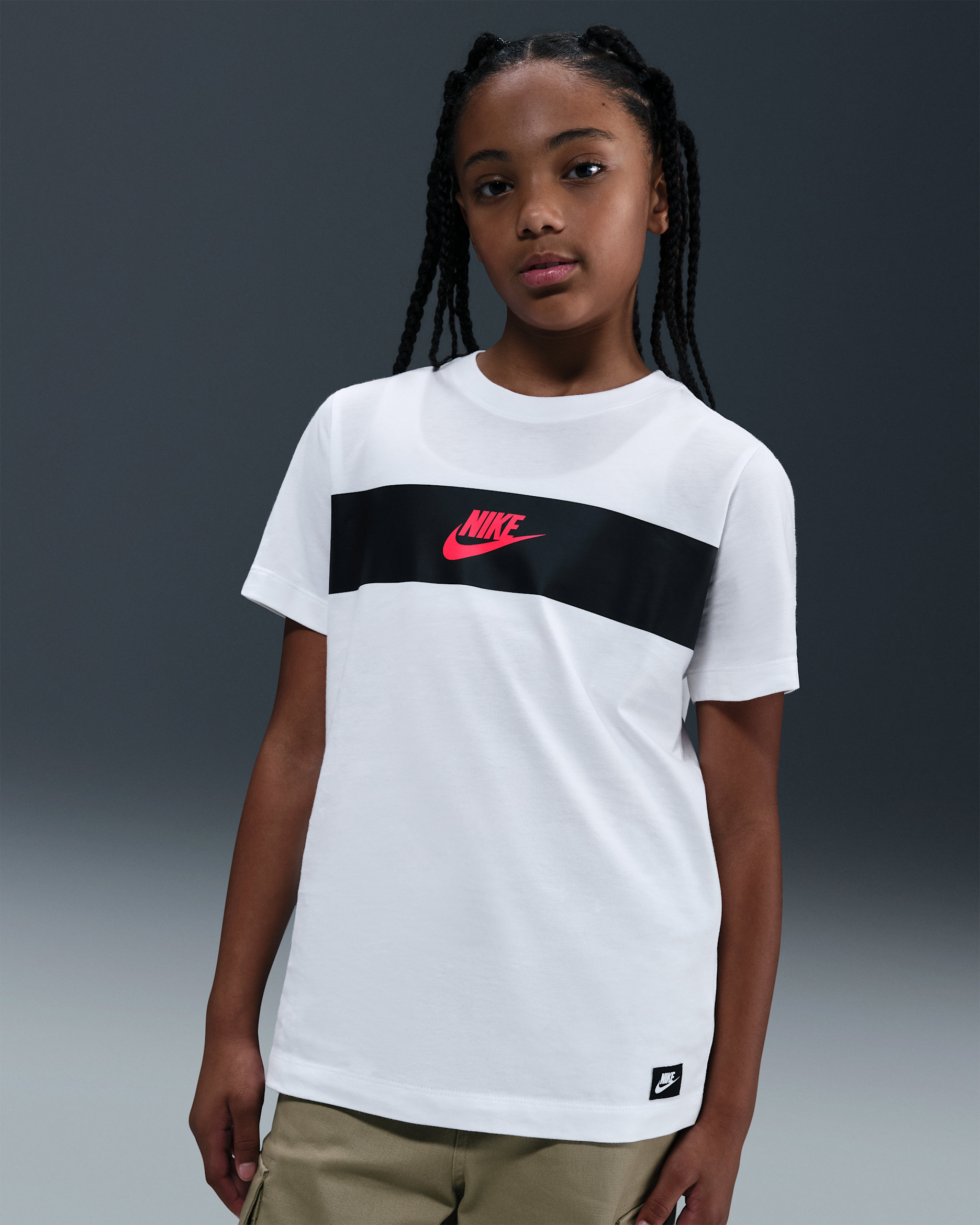 Playera para niños talla grande Nike Sportswear - Blanco