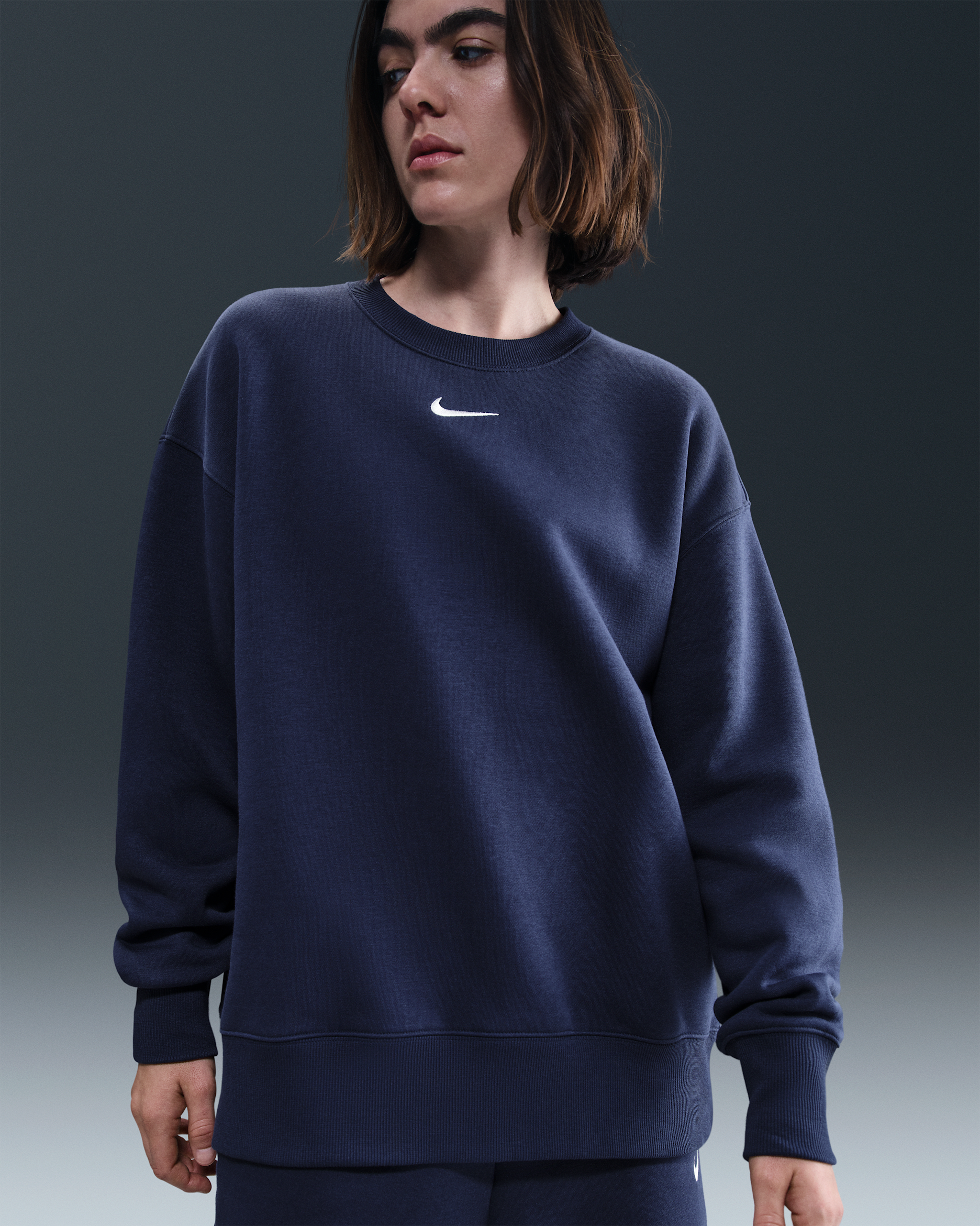Damska bluza dresowa z półokrągłym dekoltem o kroju oversize Nike Sportswear Phoenix Fleece - Midnight Navy/Sail