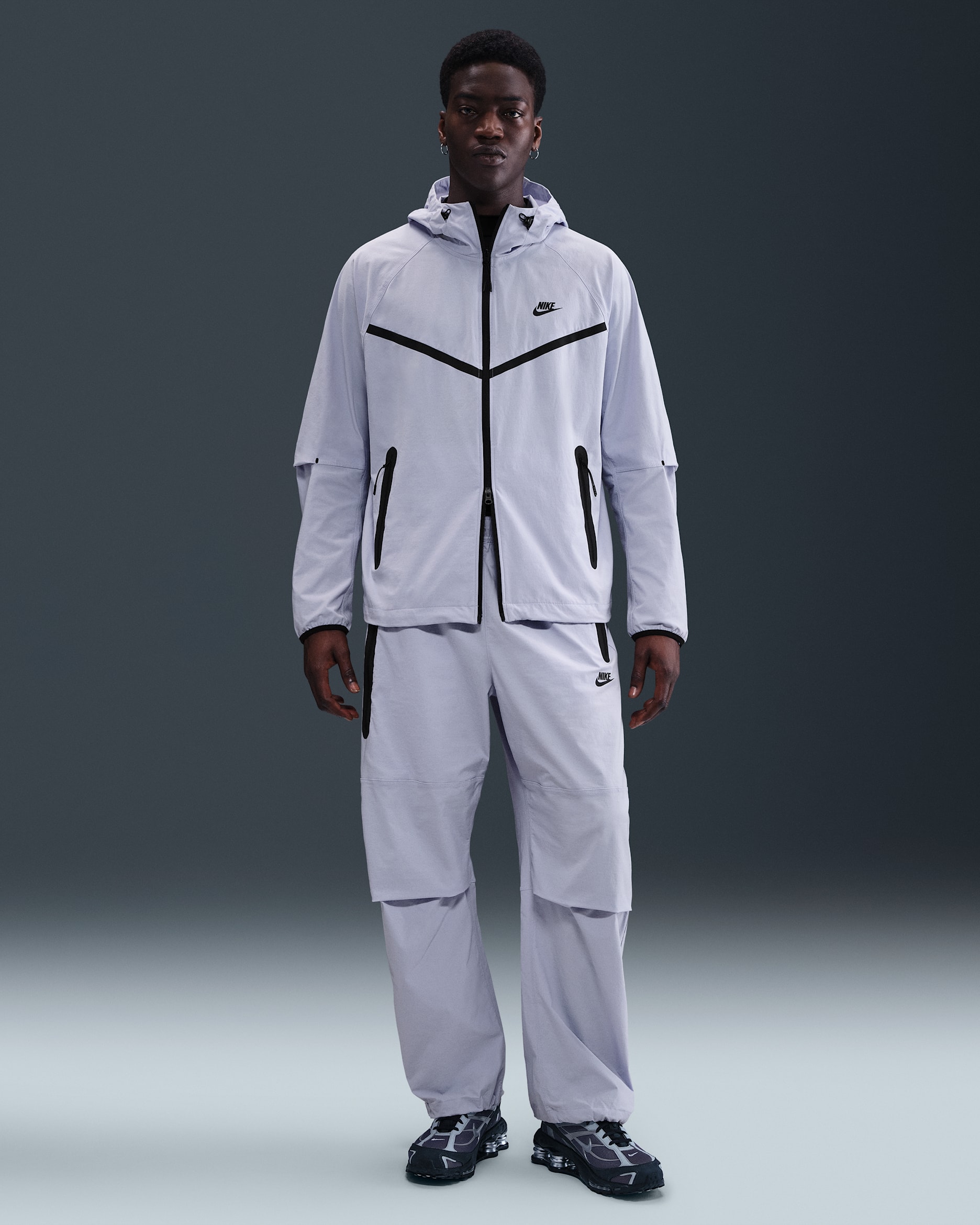 Nike Tech Men's Woven Oversized Trousers - Ghost/Ghost/Black