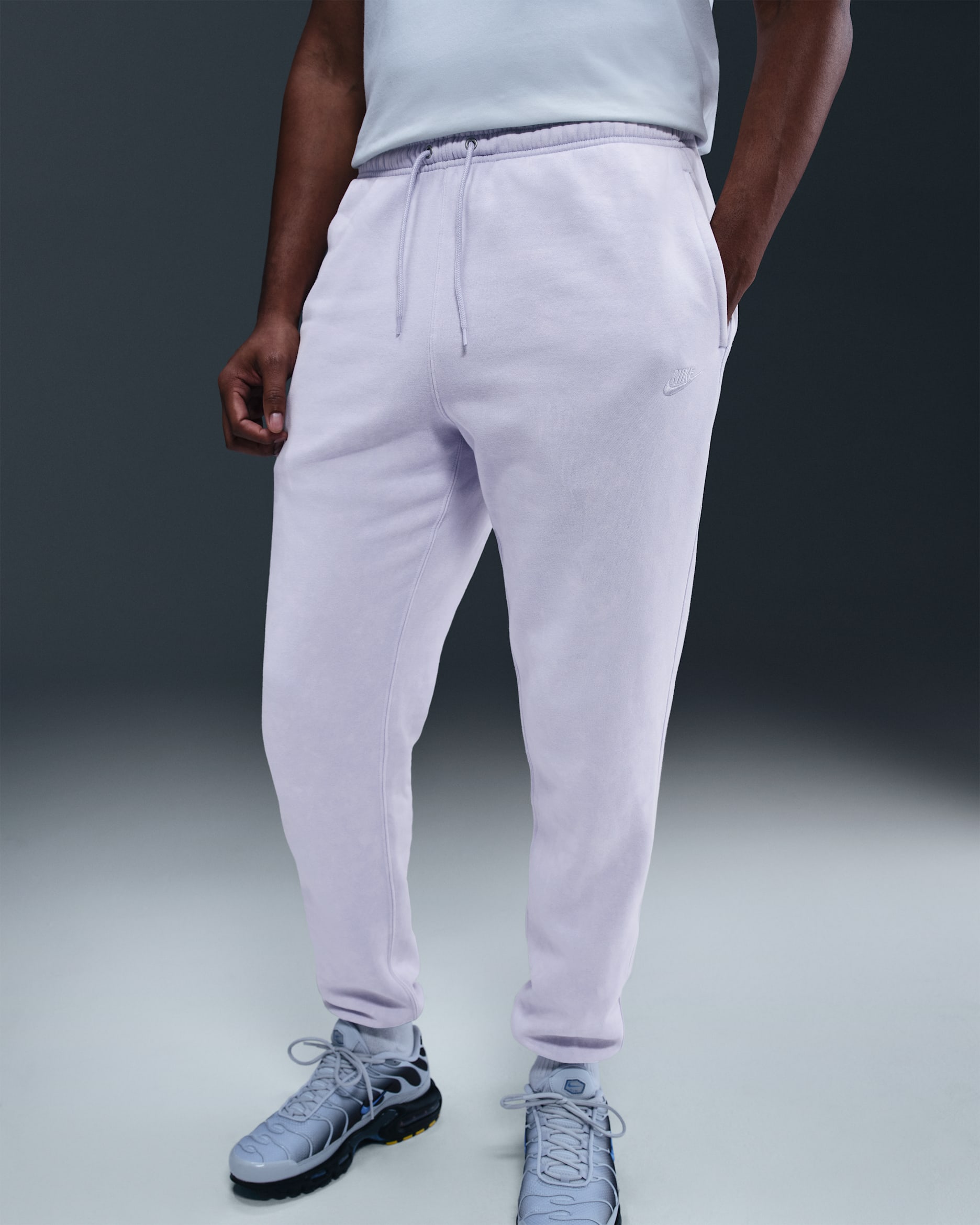Nike Sportswear Club Men's Washed Cuffed Fleece Pants