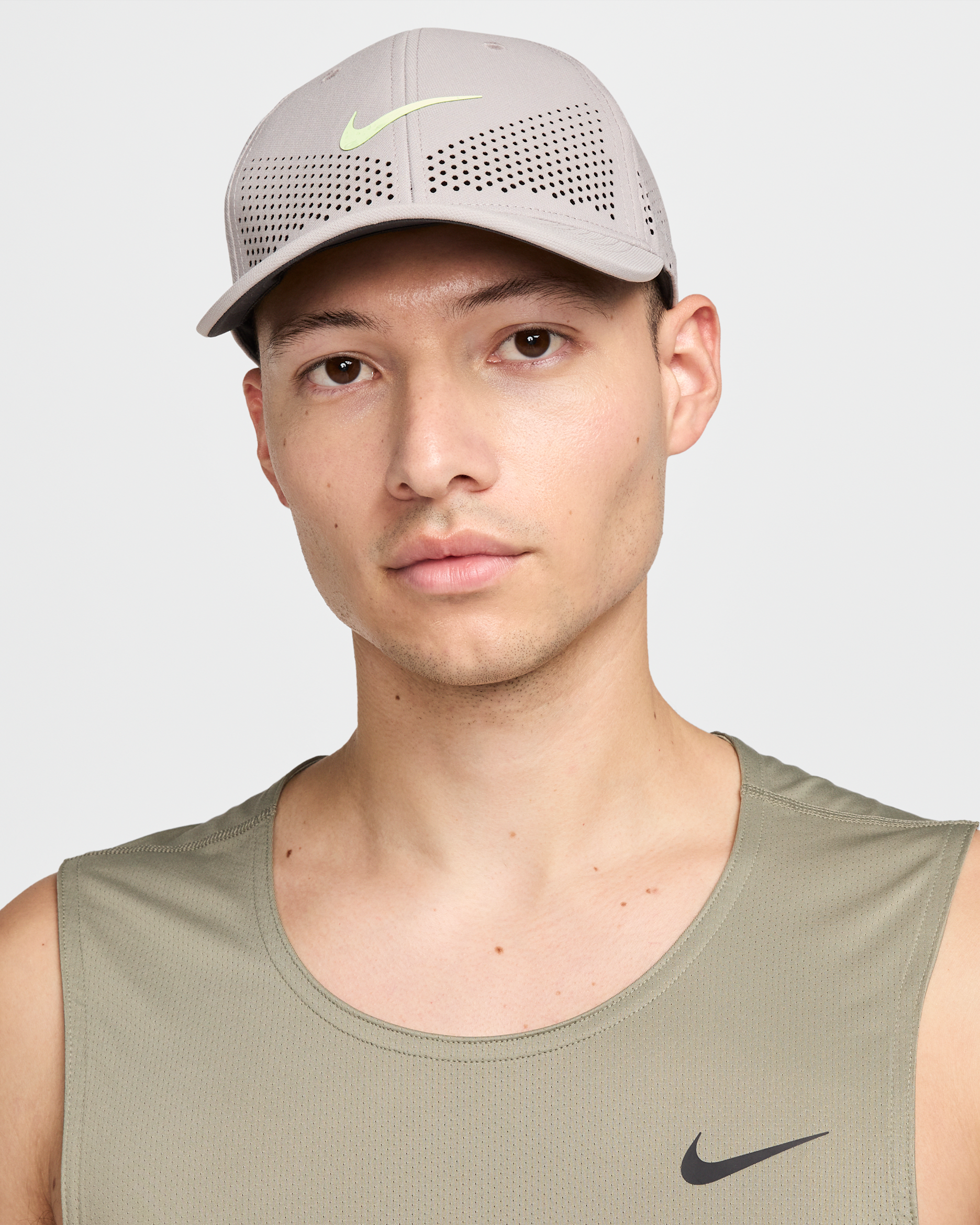 Nike Dri-FIT ADV Club Structured Swoosh Cap - College Grey/Barely Volt