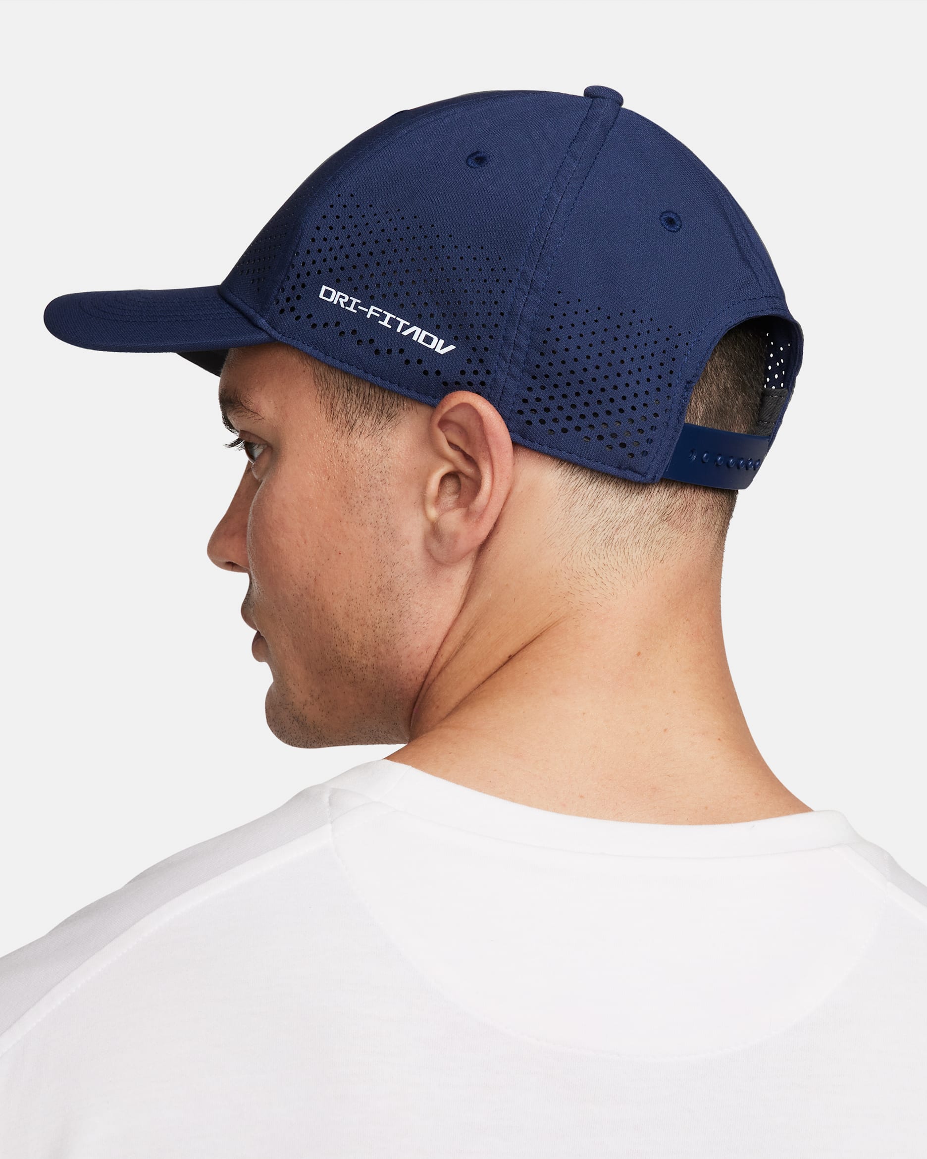 Nike Dri-FIT ADV Club Structured Swoosh Cap