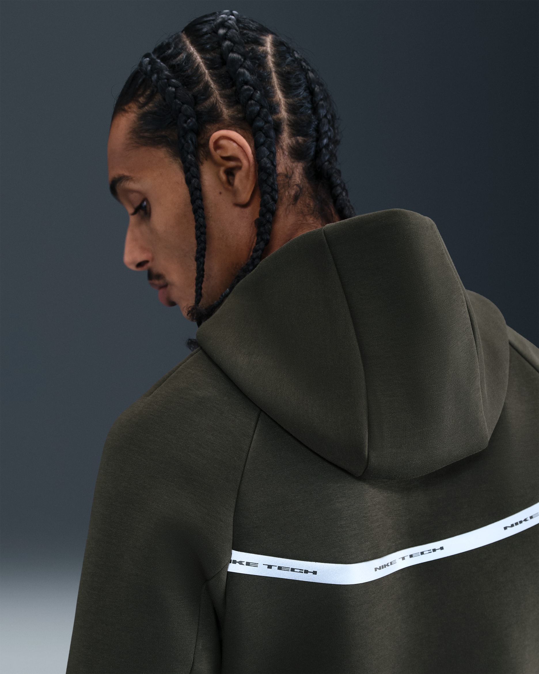 Nike Tech Men's Full-Zip Fleece Windrunner Jacket with Reflective Accents