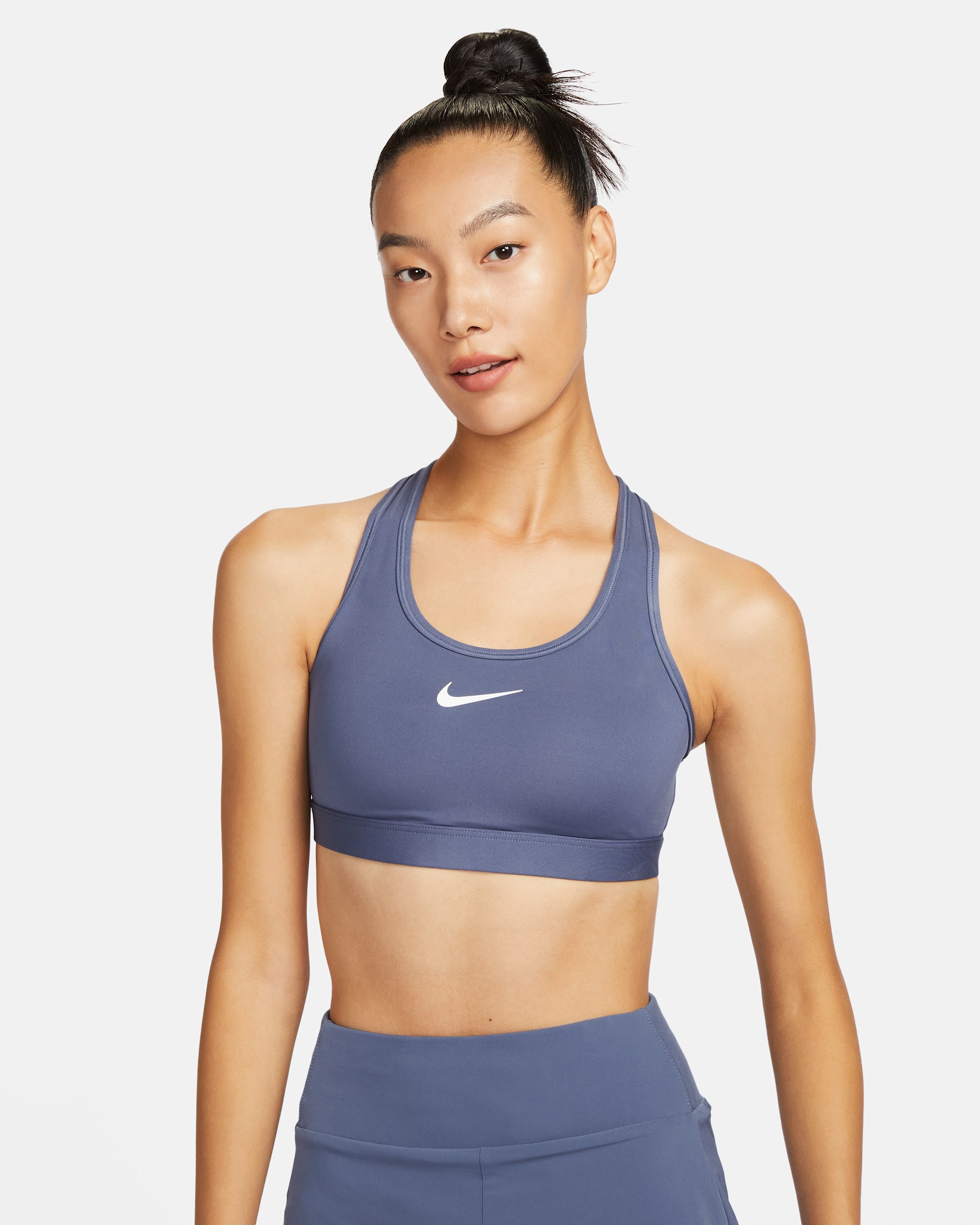 Nike Swoosh Medium-Support Women's Padded Sports Bra - Diffused Blue/White
