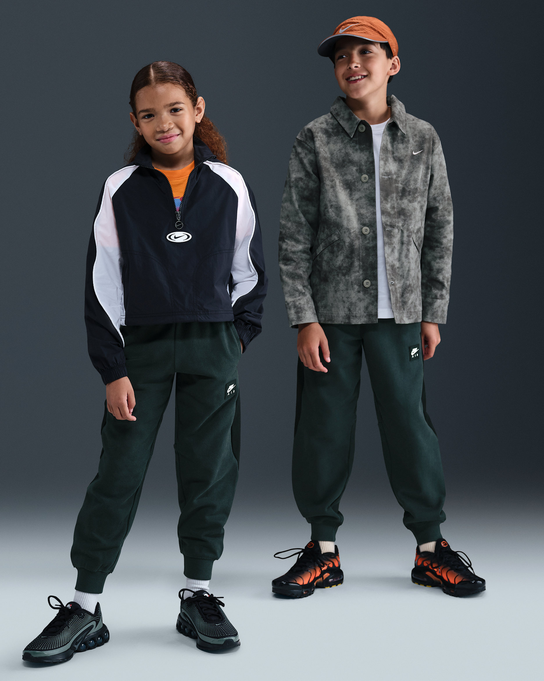 Nike Air Older Kids' Fleece Joggers - Seaweed/Black/White