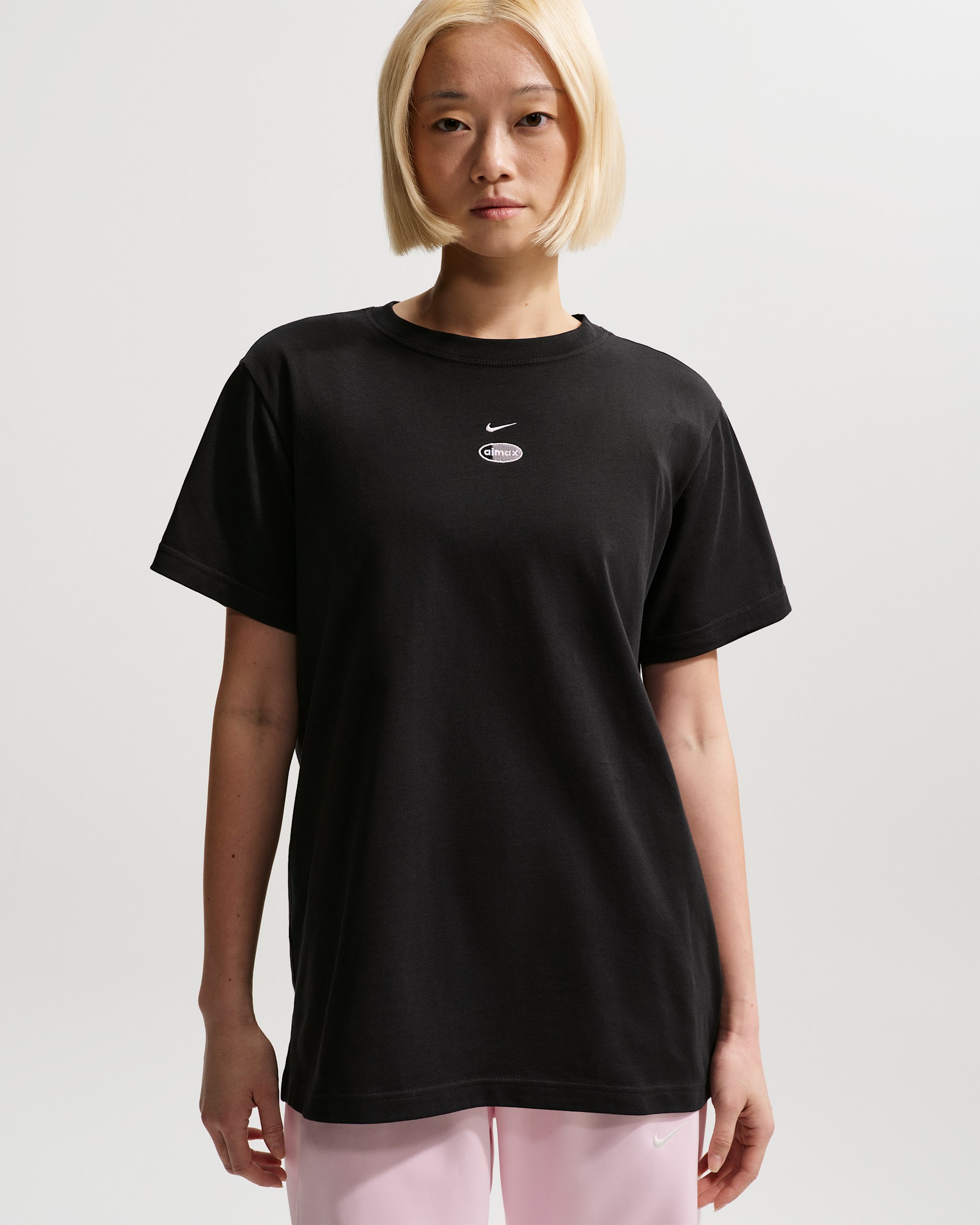 Nike Sportswear Air Max Women's Oversized Short-Sleeved T-Shirt - Black