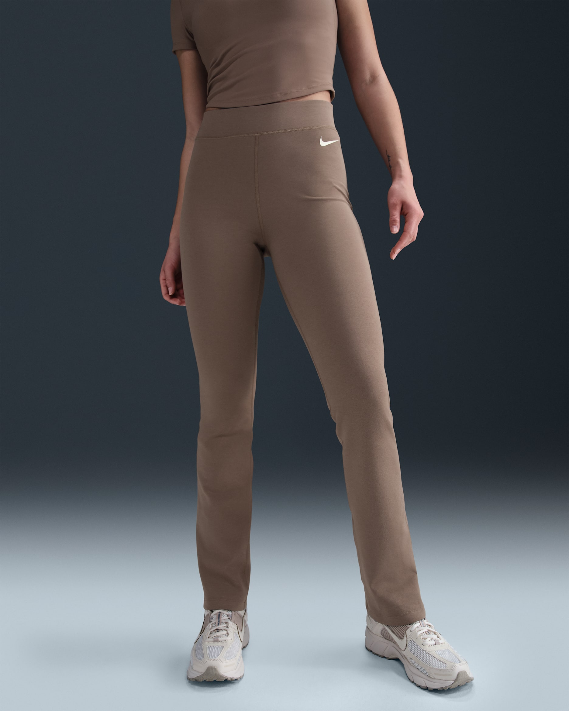 Nike Sportswear Classic Women's High-Waisted Bootcut Pants
