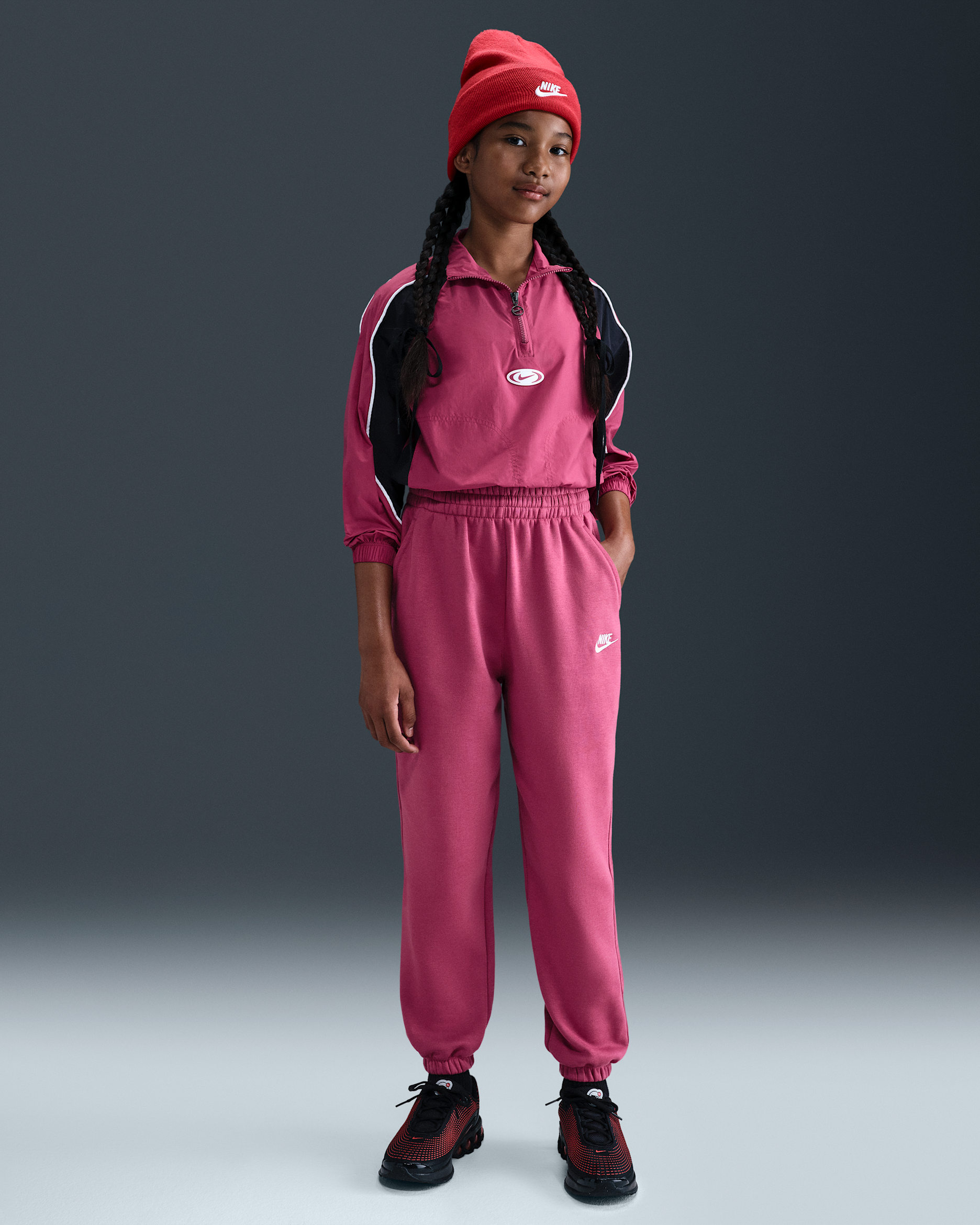 Nike Sportswear Club Fleece Older Kids' Loose Trousers - Sweet Beet/Sweet Beet/White