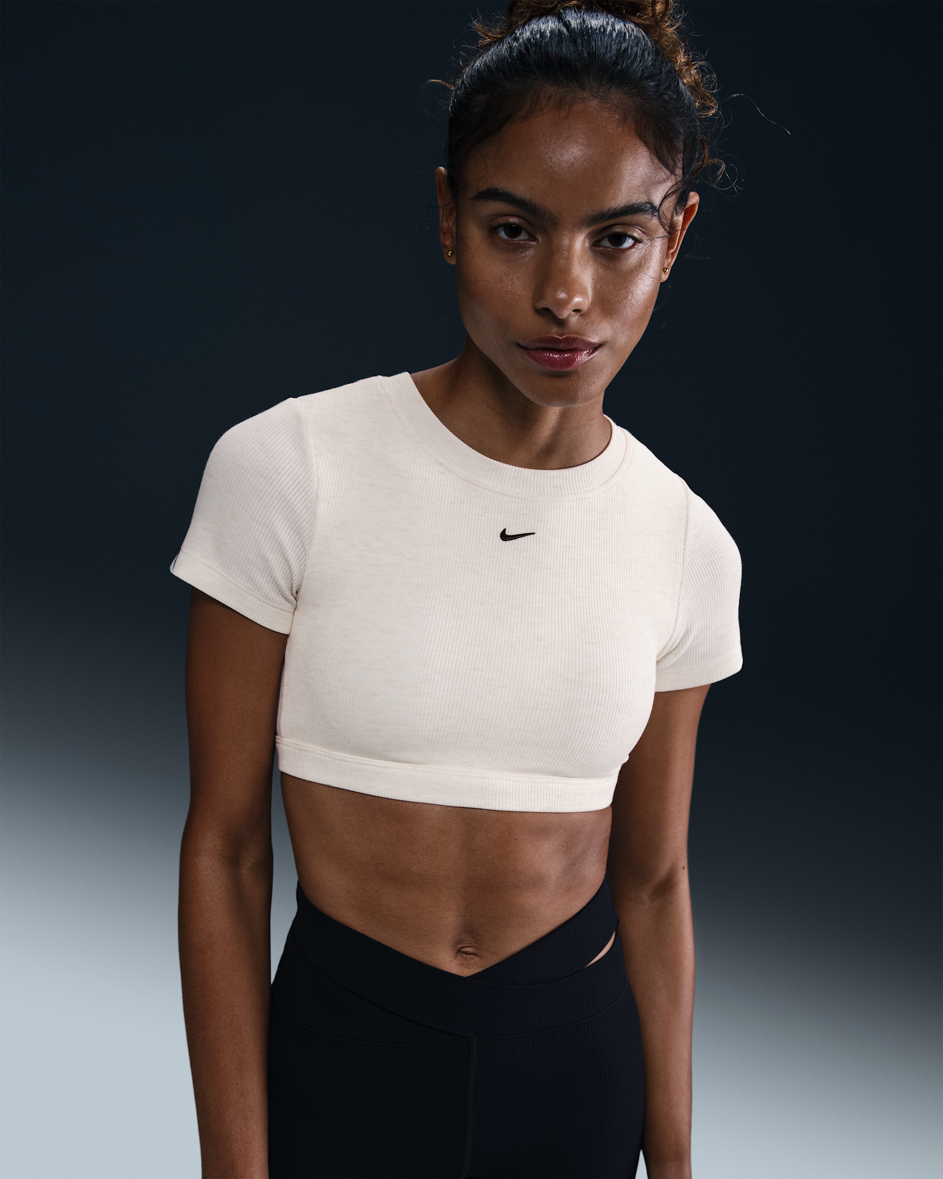 Nike Sportswear Classic Women's Light-Support Baby Tee Bra - Sail/Heather/Black