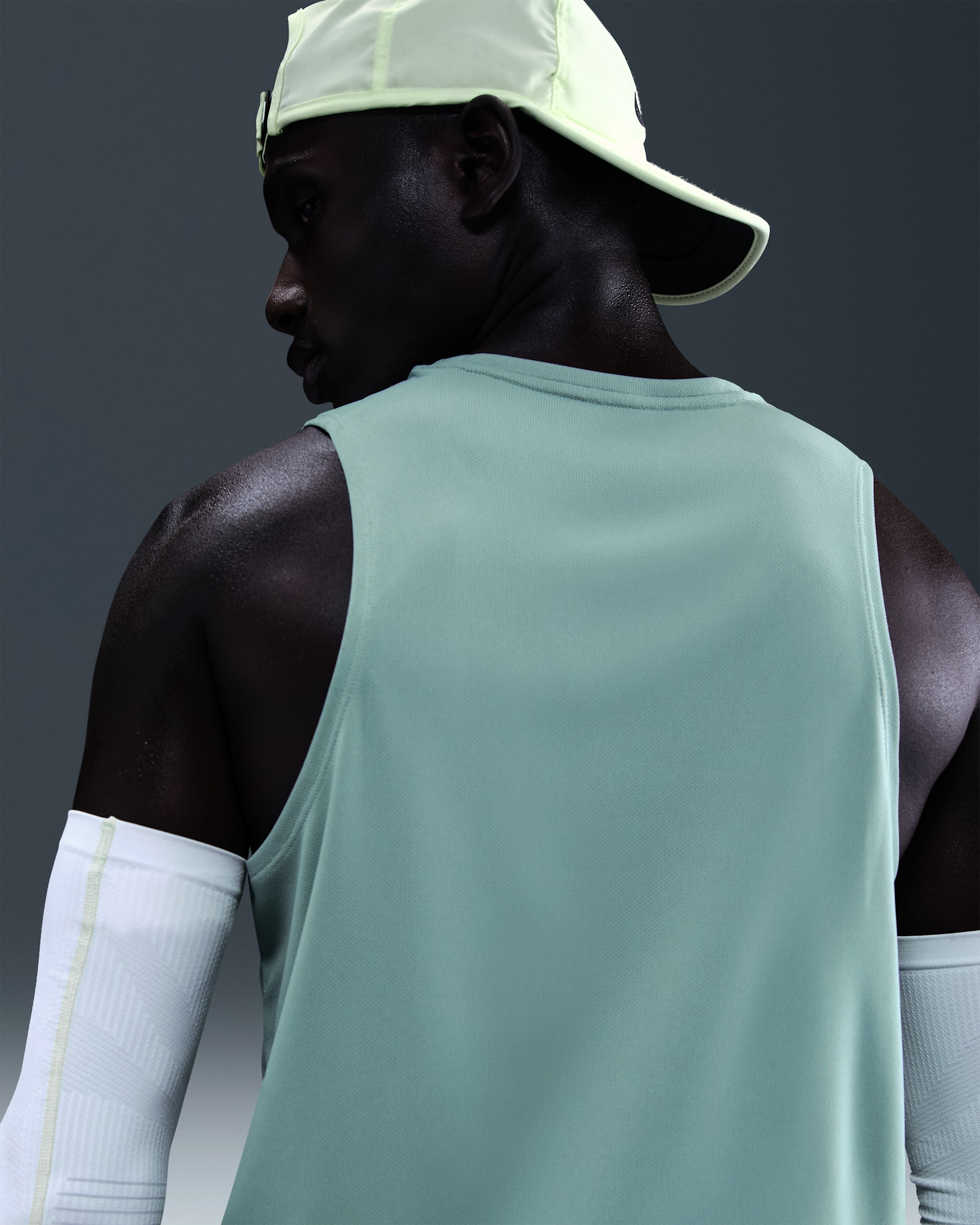 Nike Miler Men's Dri-FIT Running Tank Top