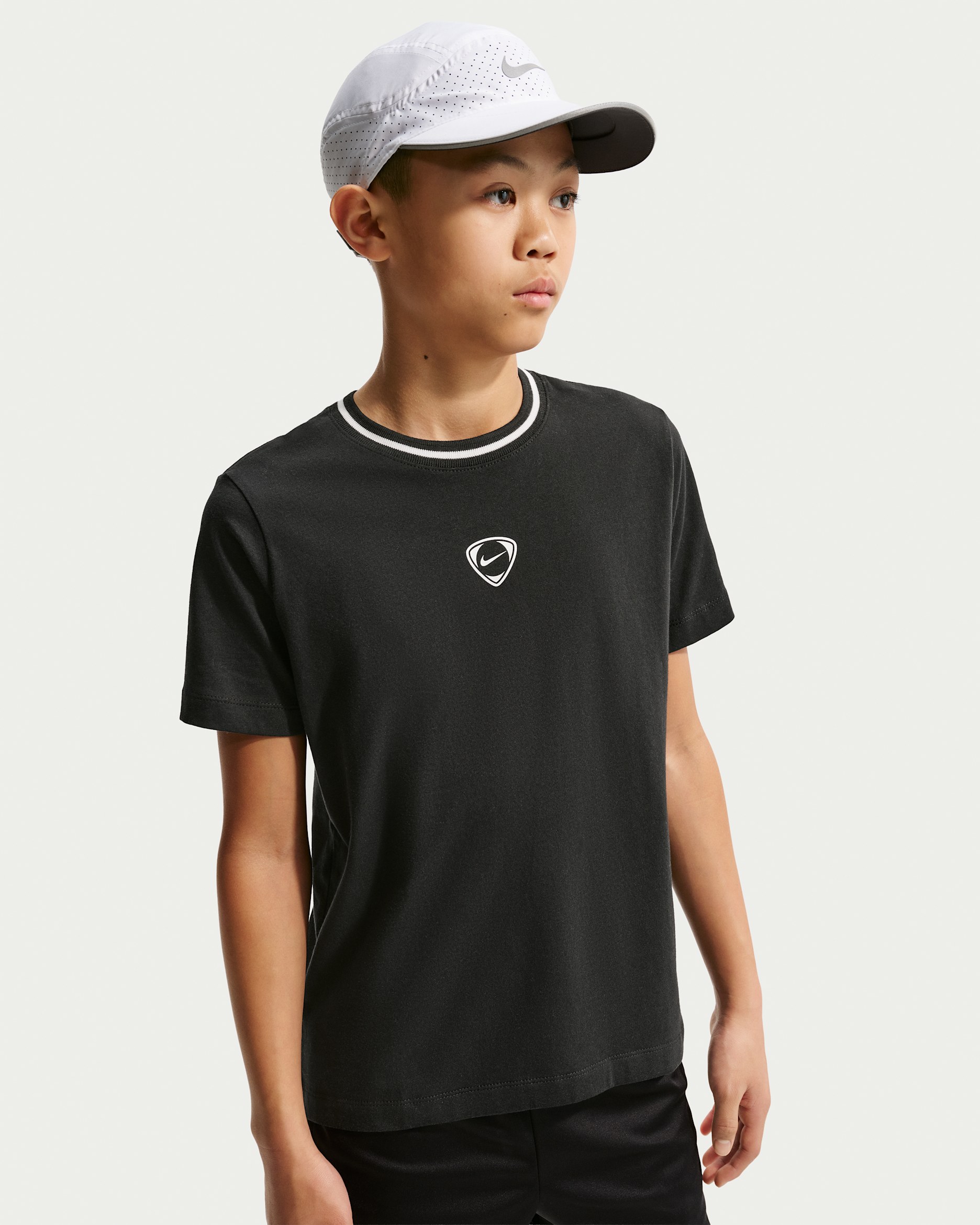 Nike Older Kids' T-Shirt - Black