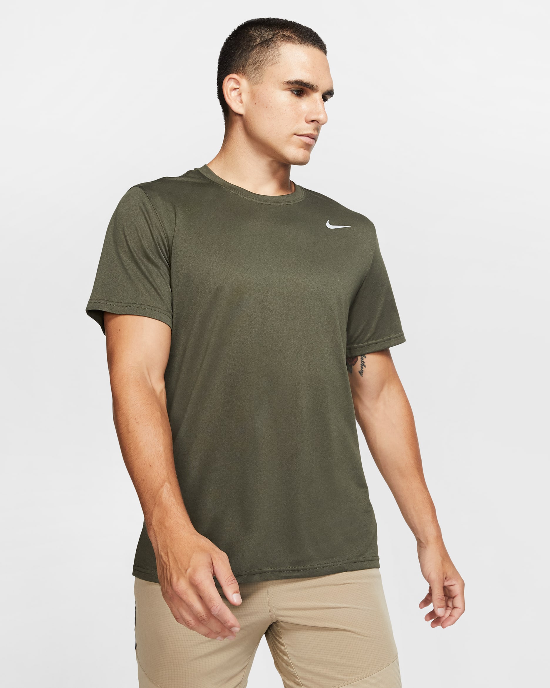Nike Dri-FIT Legend Men's Training T-Shirt - Cargo Khaki/Matte Silver