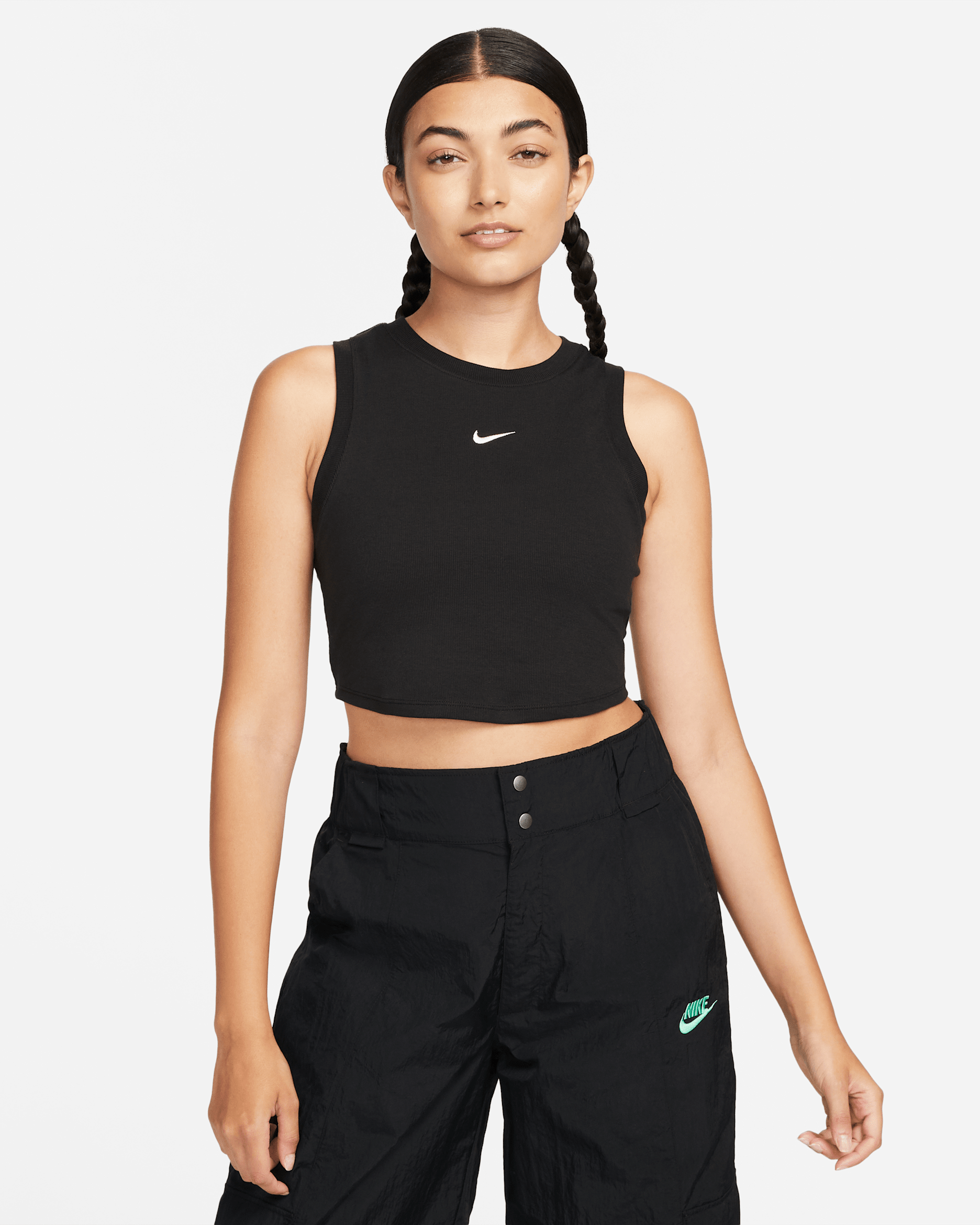 Γυναικείο tank top crop σε εφαρμοστή γραμμή με λεπτή ριμπ ύφανση Nike Sportswear Chill Knit - Μαύρο/Sail